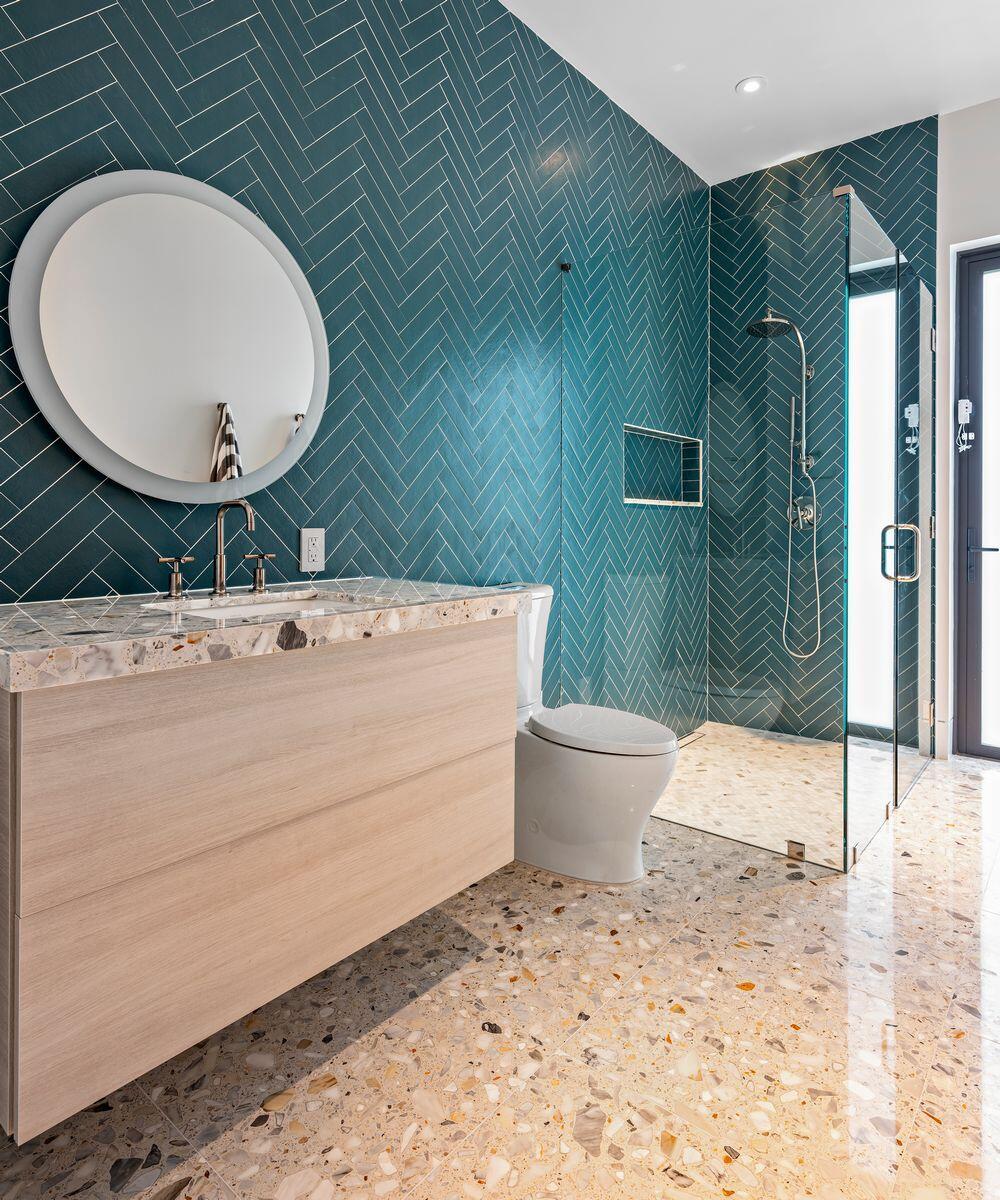 ELLAMAR - Residential Lease