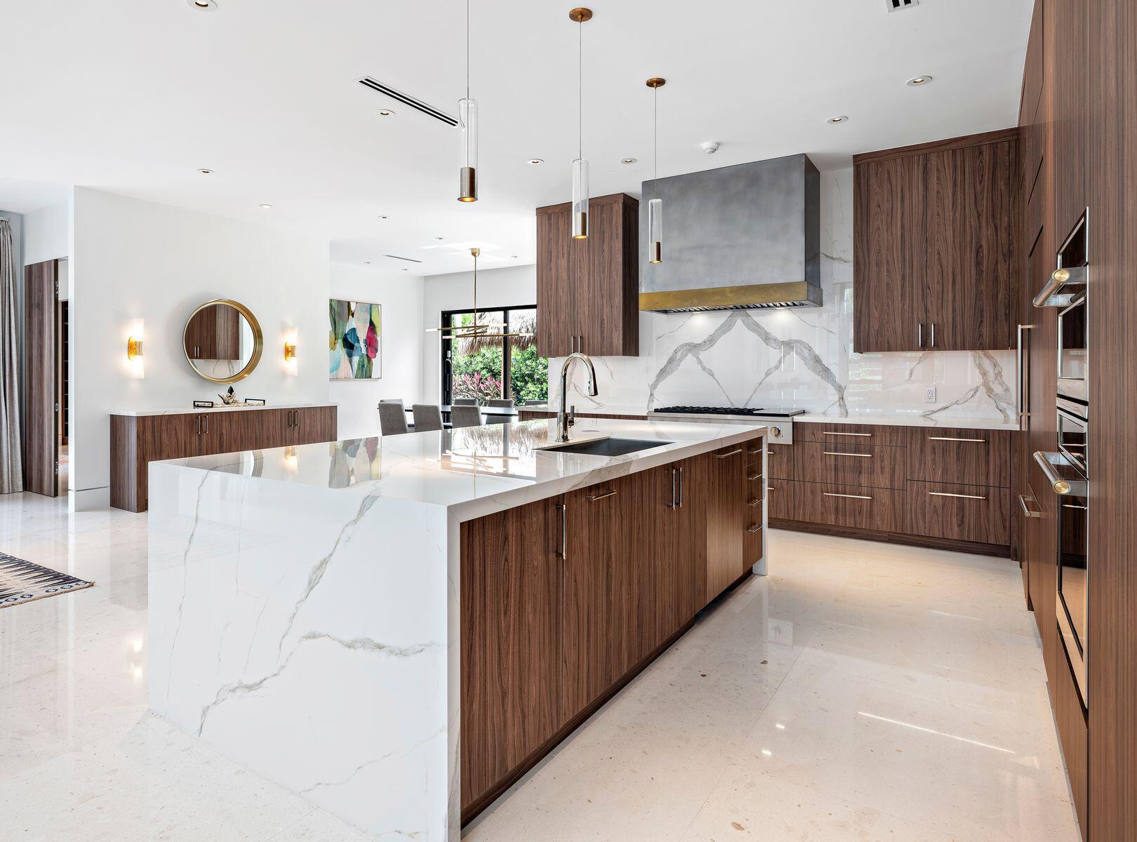 ELLAMAR - Residential Lease