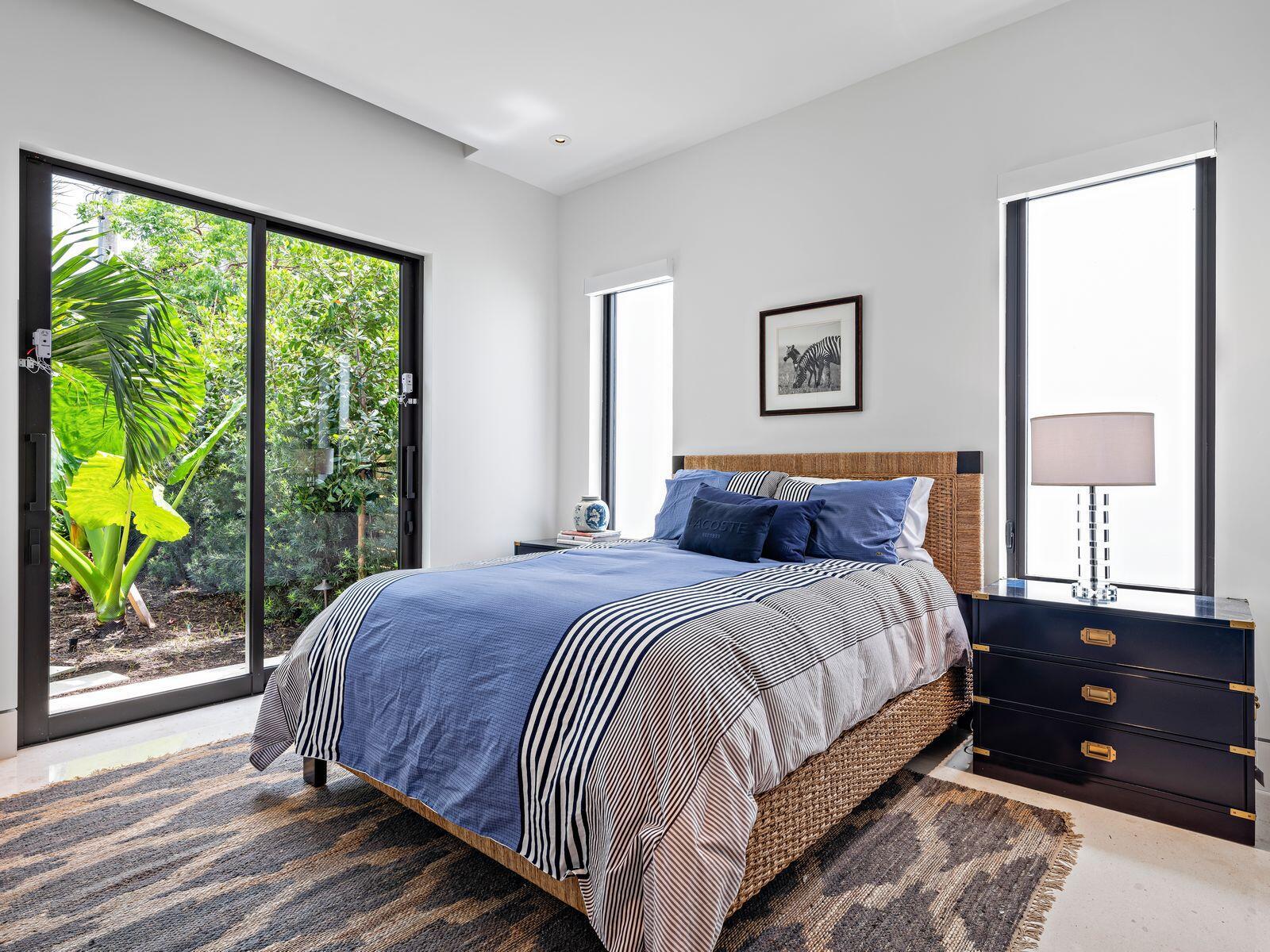 ELLAMAR - Residential Lease