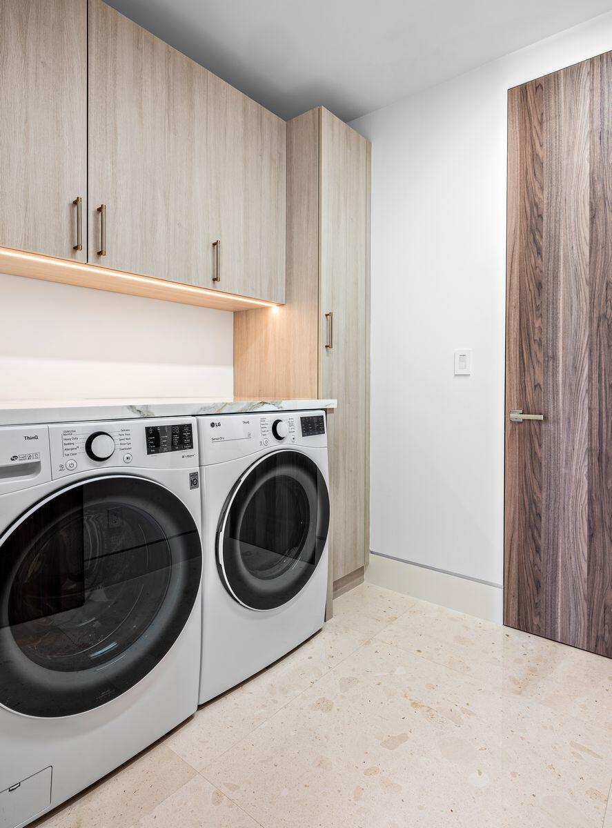 ELLAMAR - Residential Lease