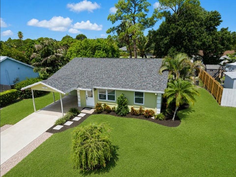 Photo of 17285 Sapp Place, Jupiter, FL 33458 (MLS # B26047791)