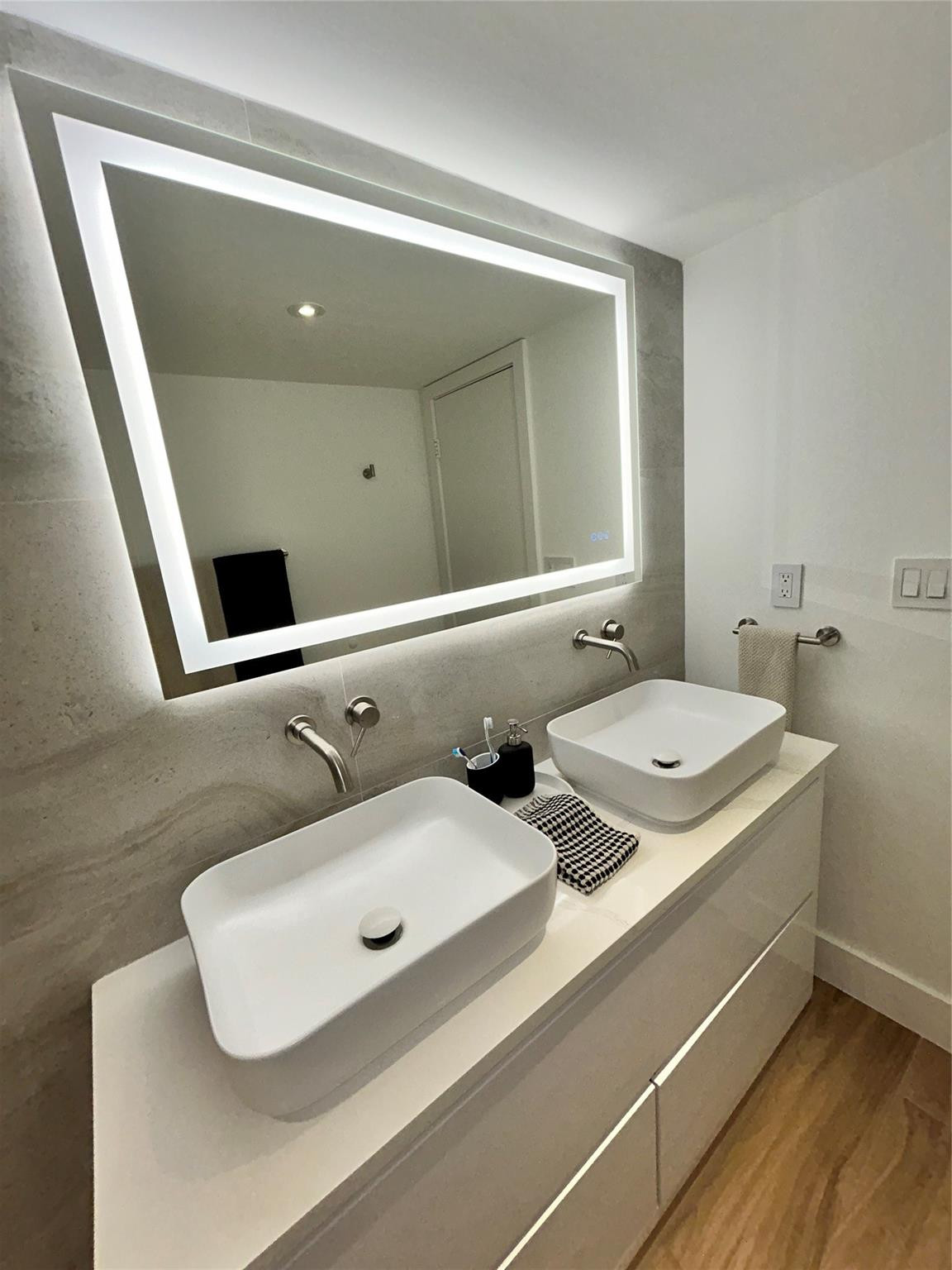 Rio Espana Condo - Residential Lease