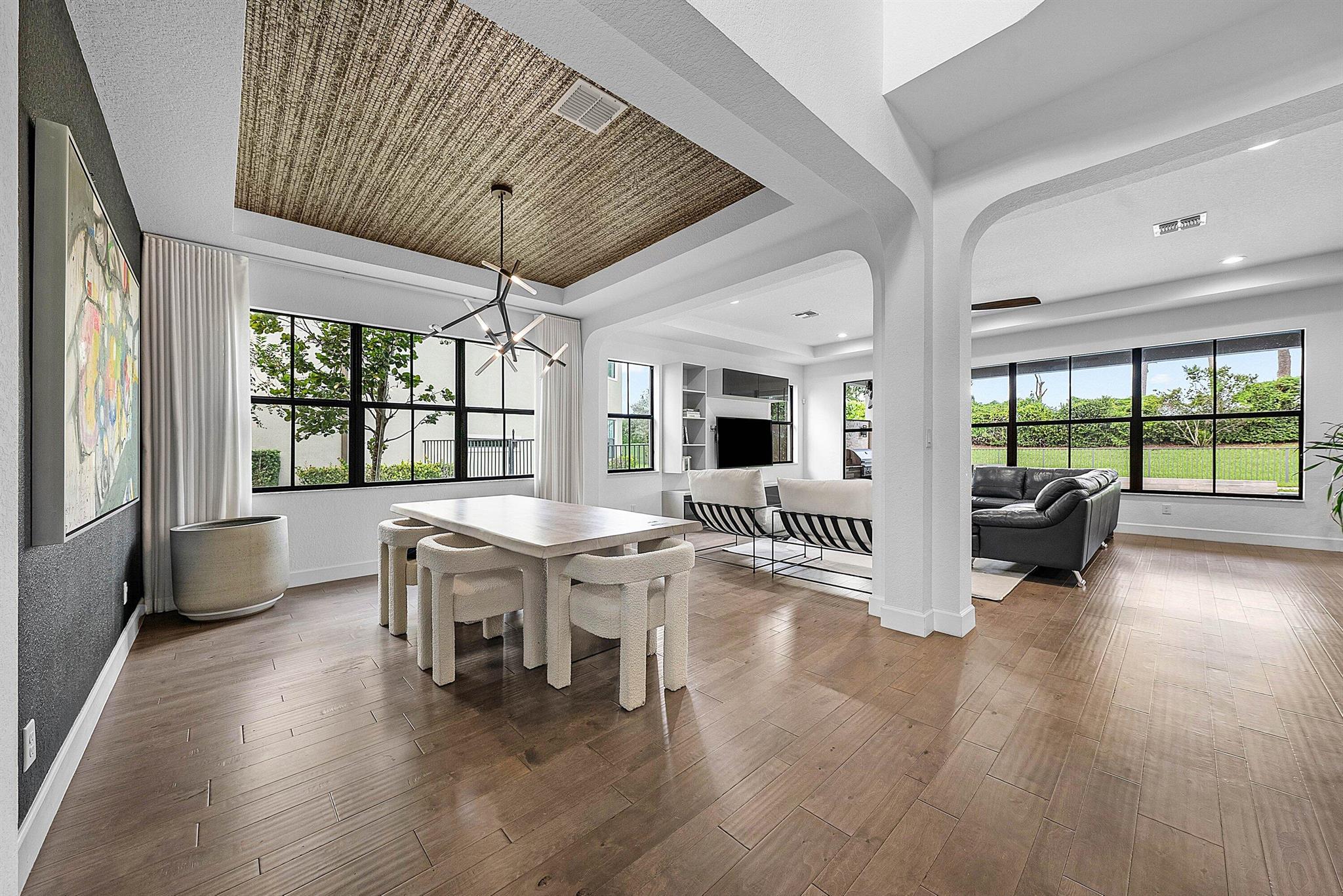 BRUSCHI PROPERTY - Residential