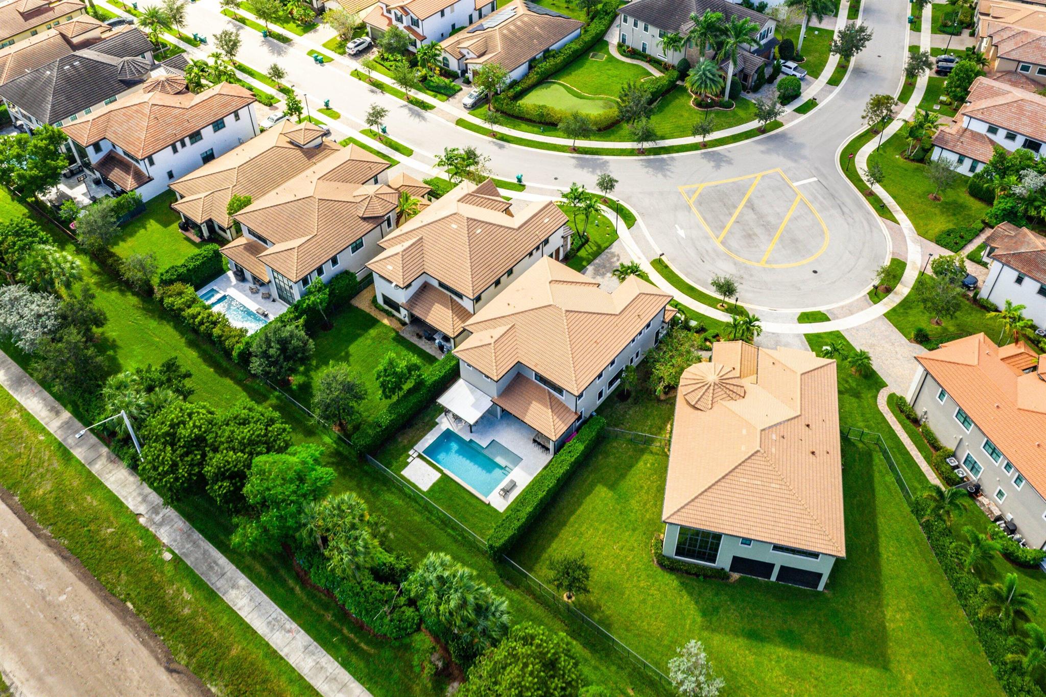BRUSCHI PROPERTY - Residential
