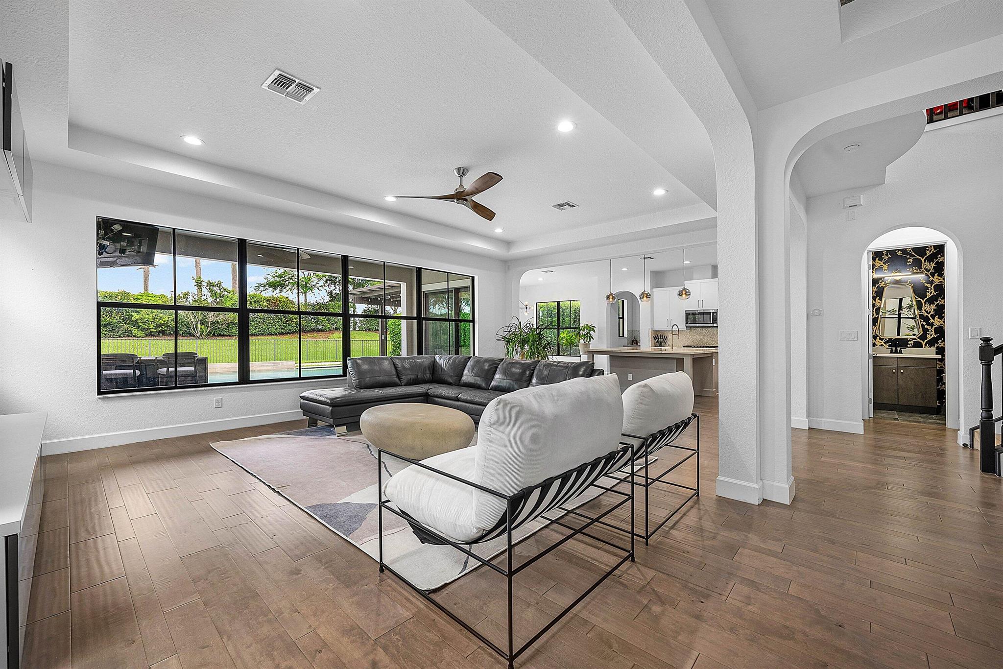BRUSCHI PROPERTY - Residential