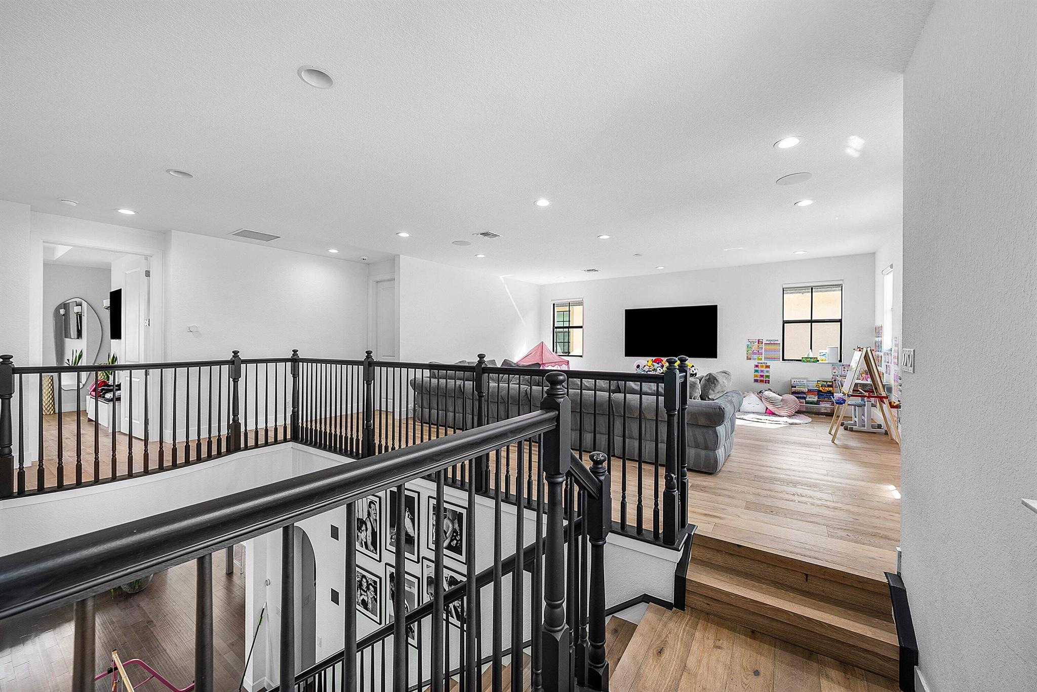 BRUSCHI PROPERTY - Residential