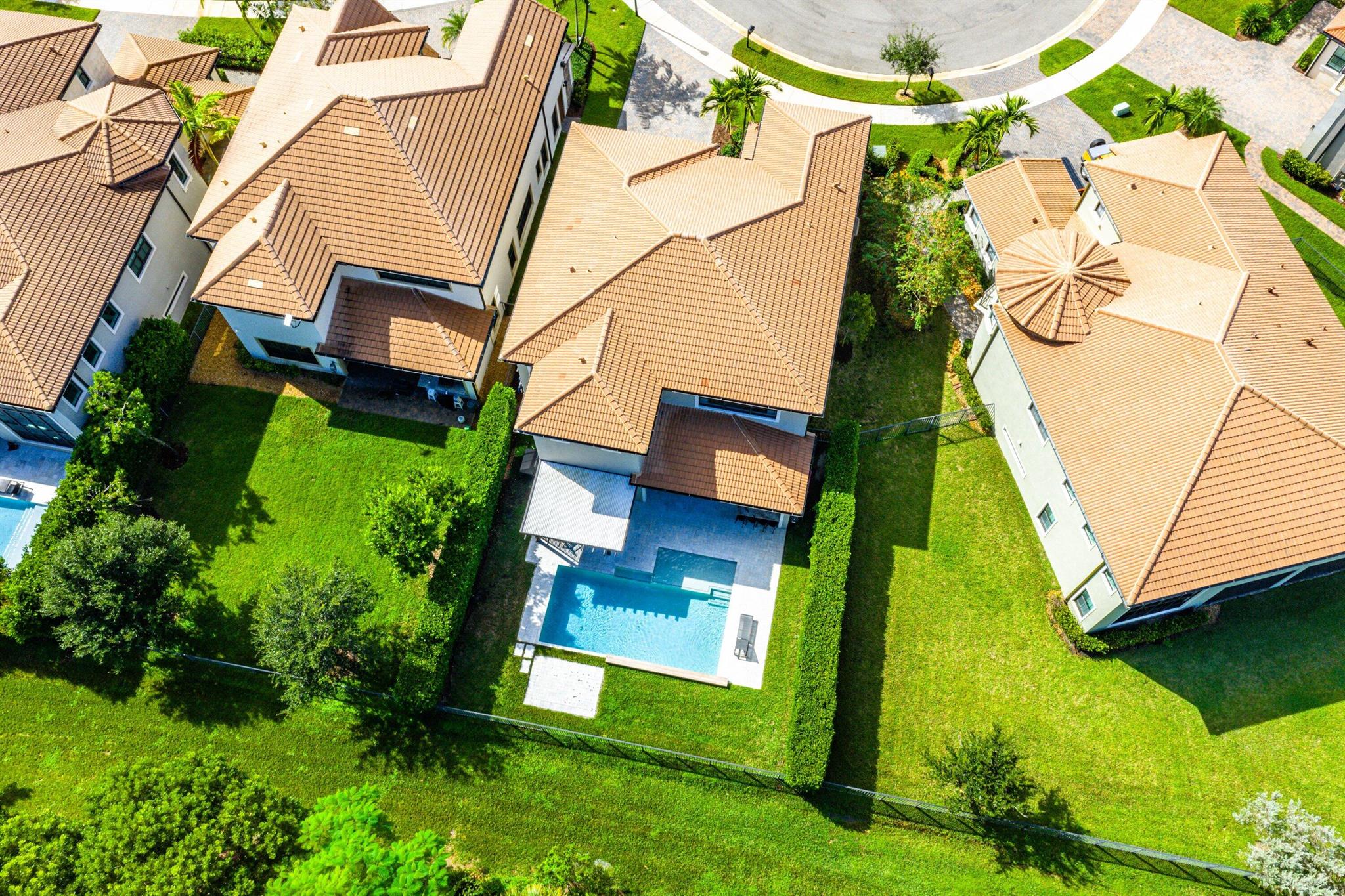 BRUSCHI PROPERTY - Residential