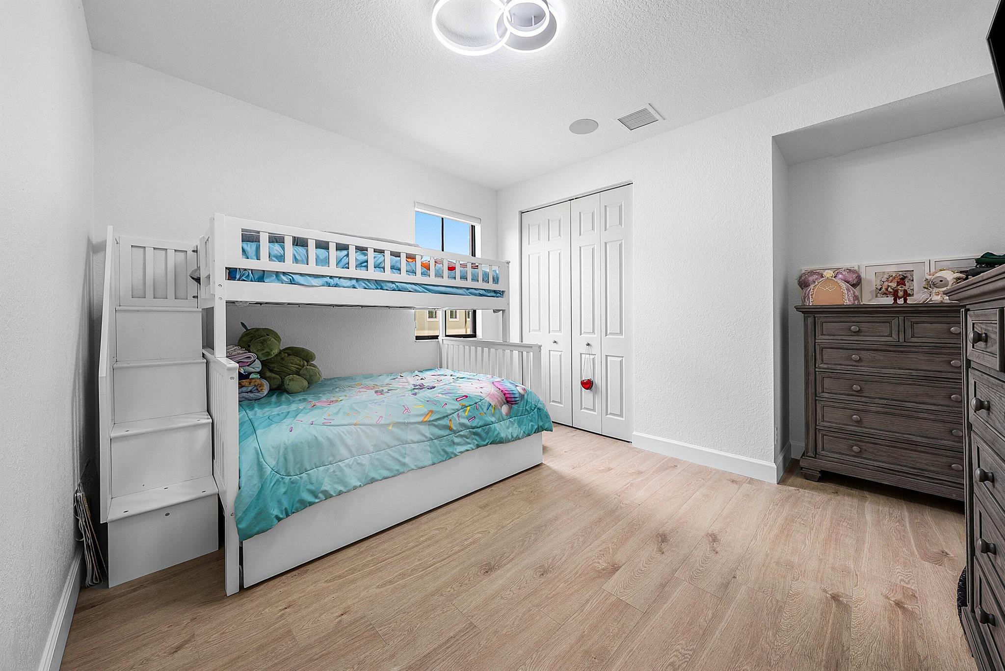 BRUSCHI PROPERTY - Residential
