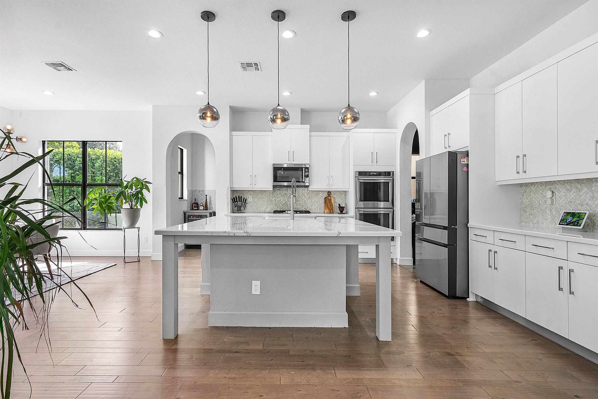 BRUSCHI PROPERTY - Residential