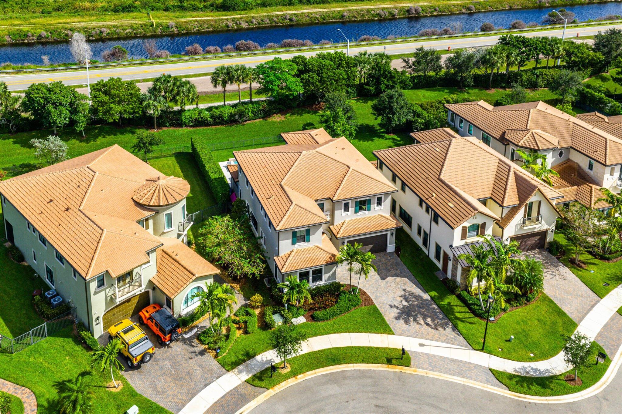 BRUSCHI PROPERTY - Residential
