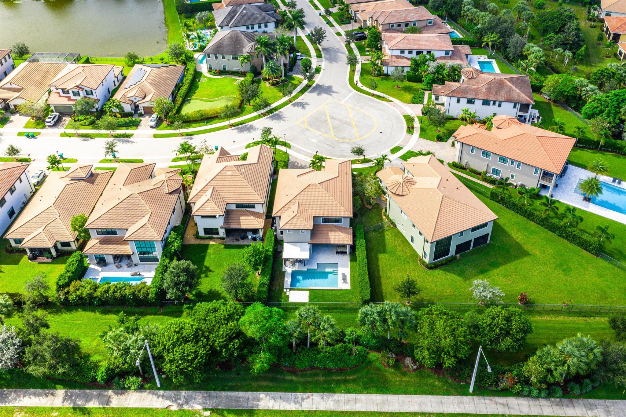 BRUSCHI PROPERTY - Residential