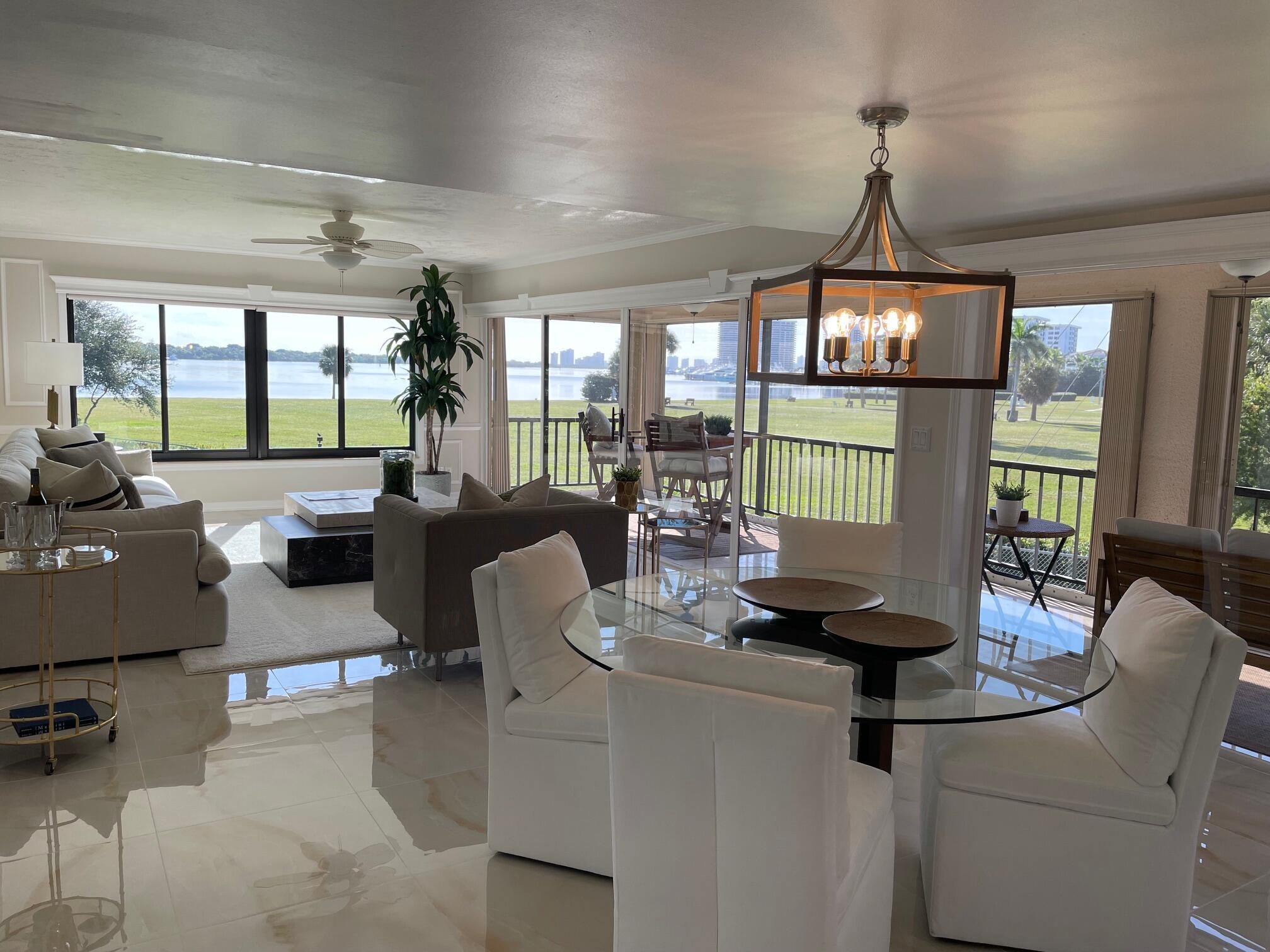 TWELVE OAKS CONDO - Residential