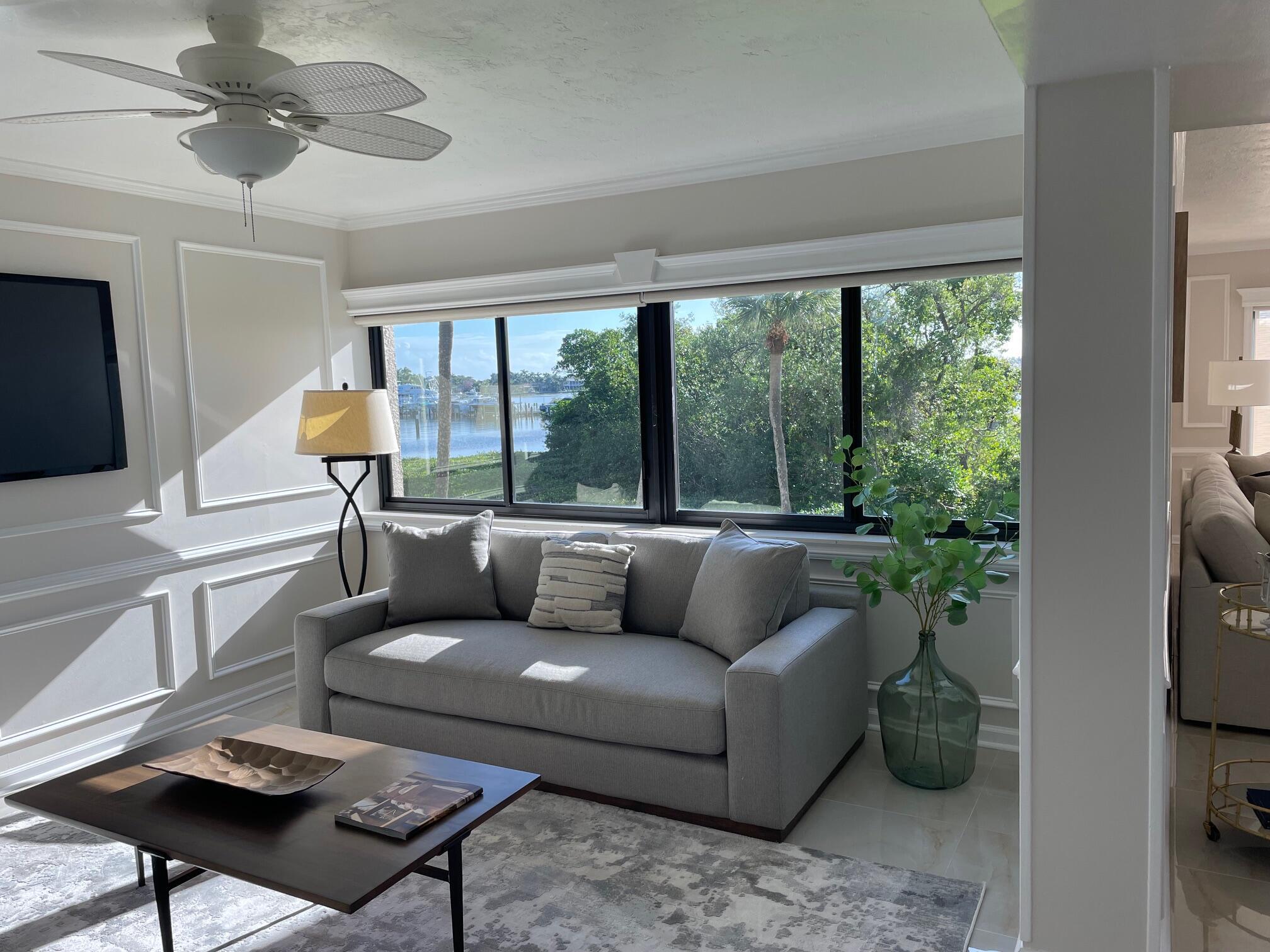 TWELVE OAKS CONDO - Residential