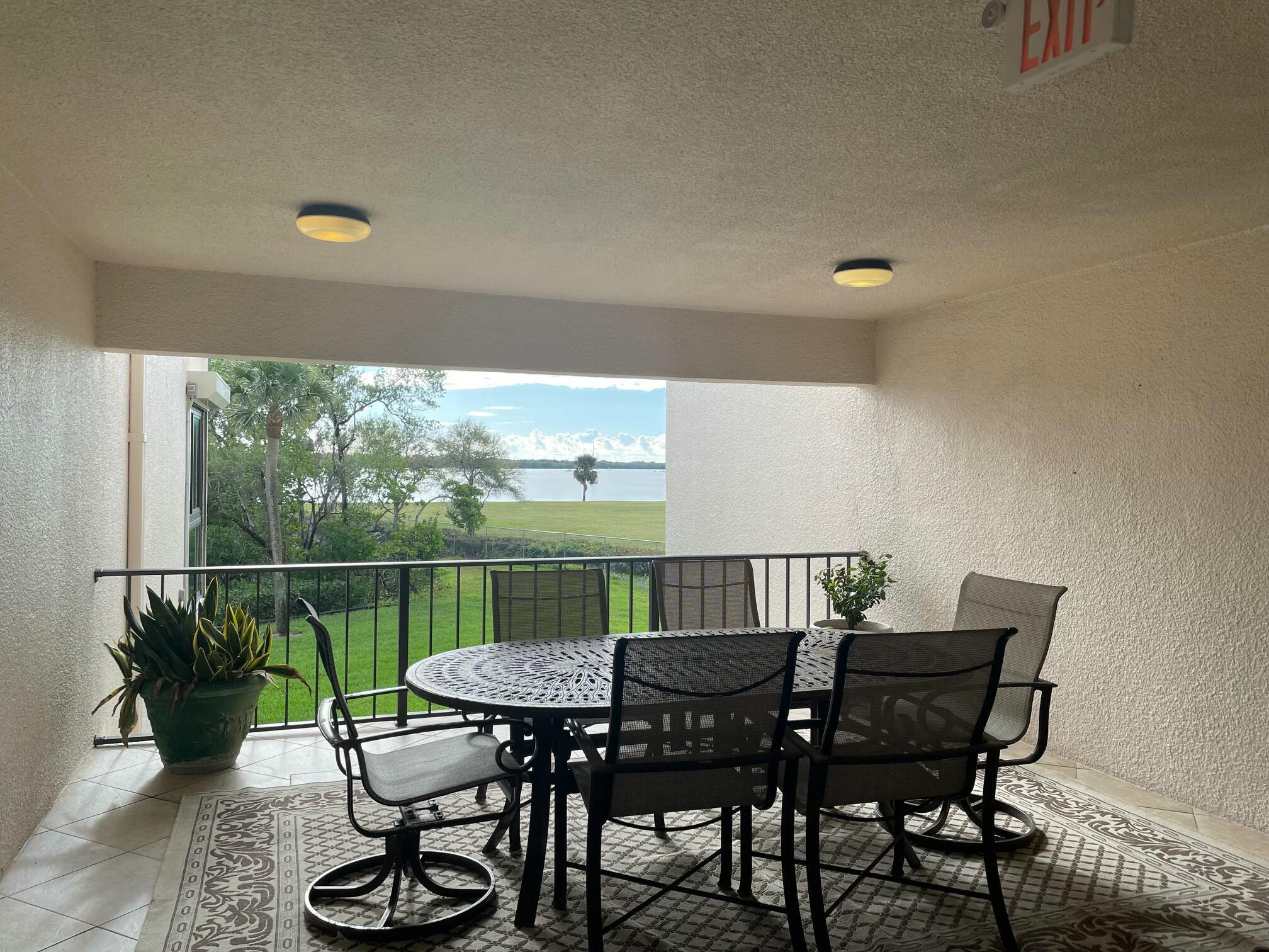 TWELVE OAKS CONDO - Residential