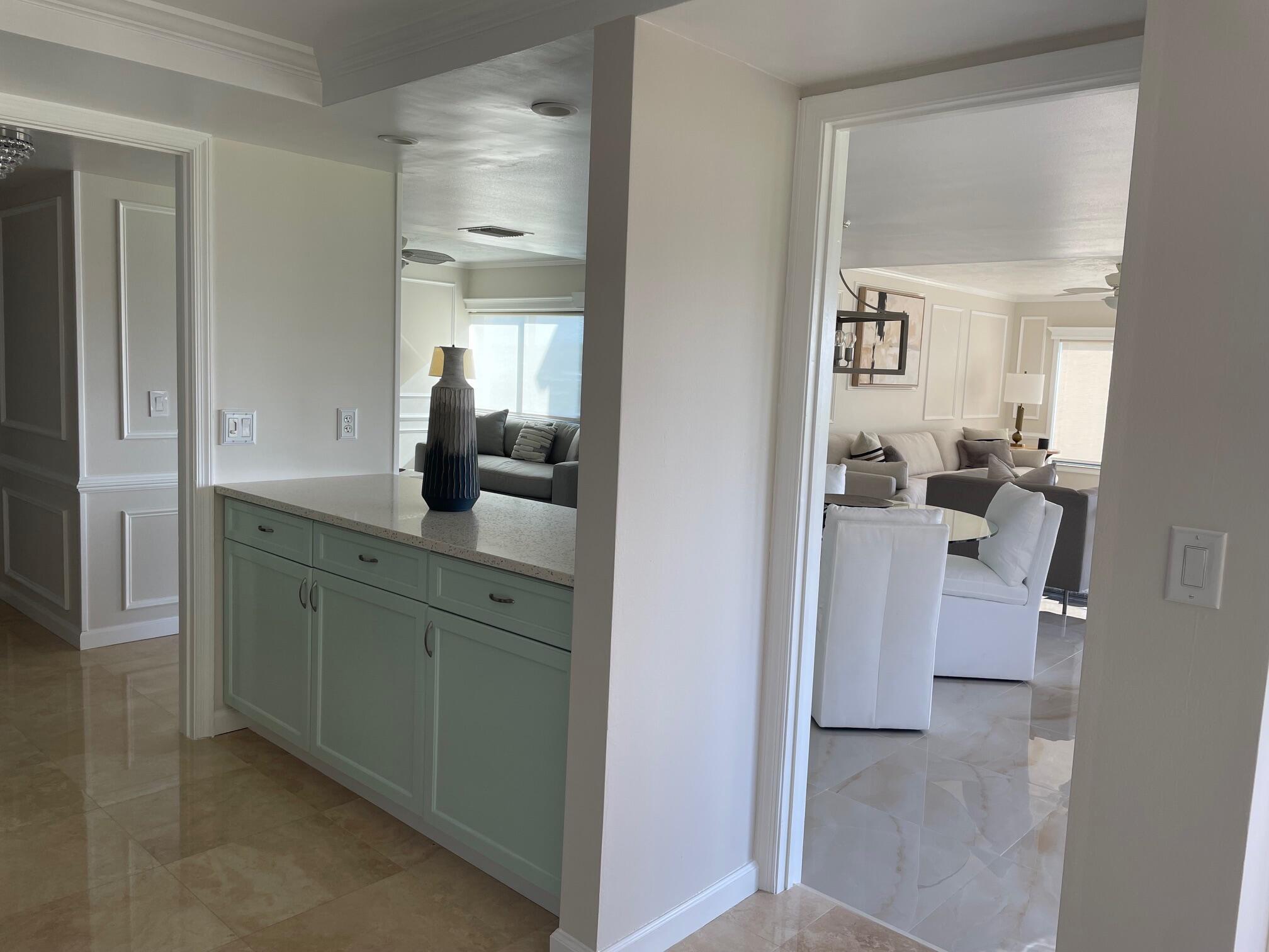 TWELVE OAKS CONDO - Residential