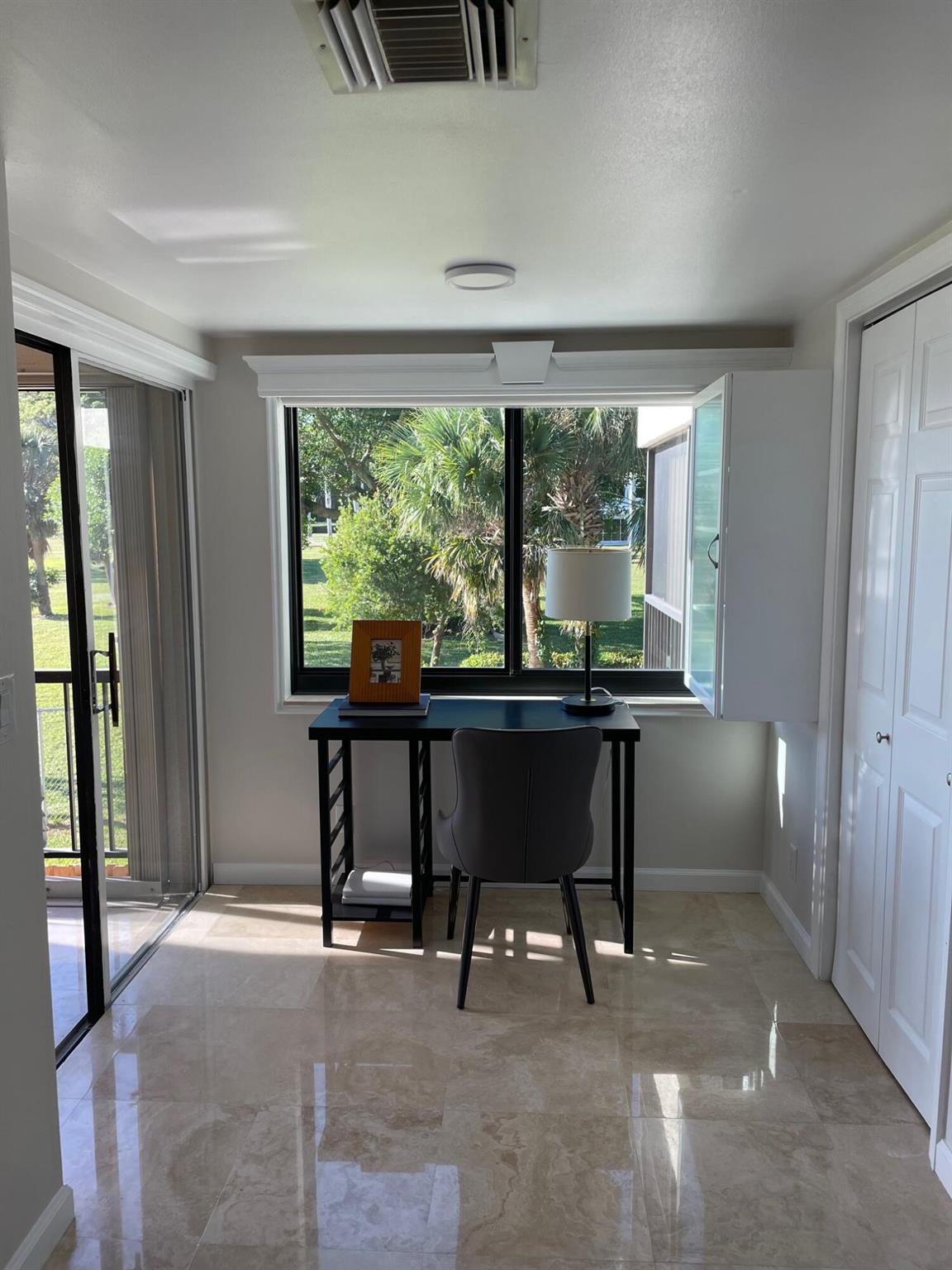 TWELVE OAKS CONDO - Residential