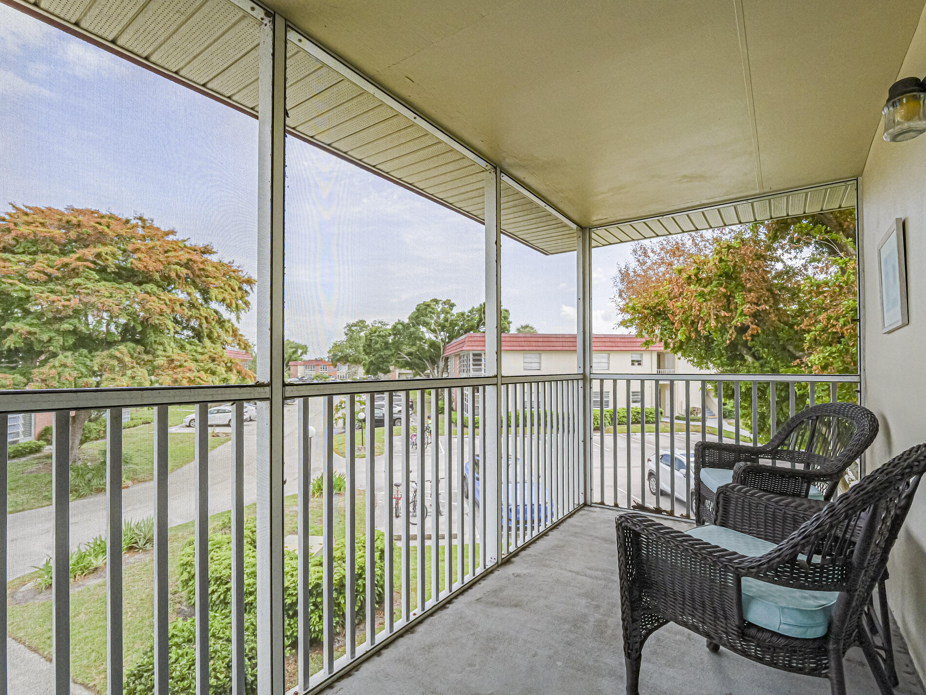 VISTA ROYALE PHASE IV BLDGS 83-111 - Residential