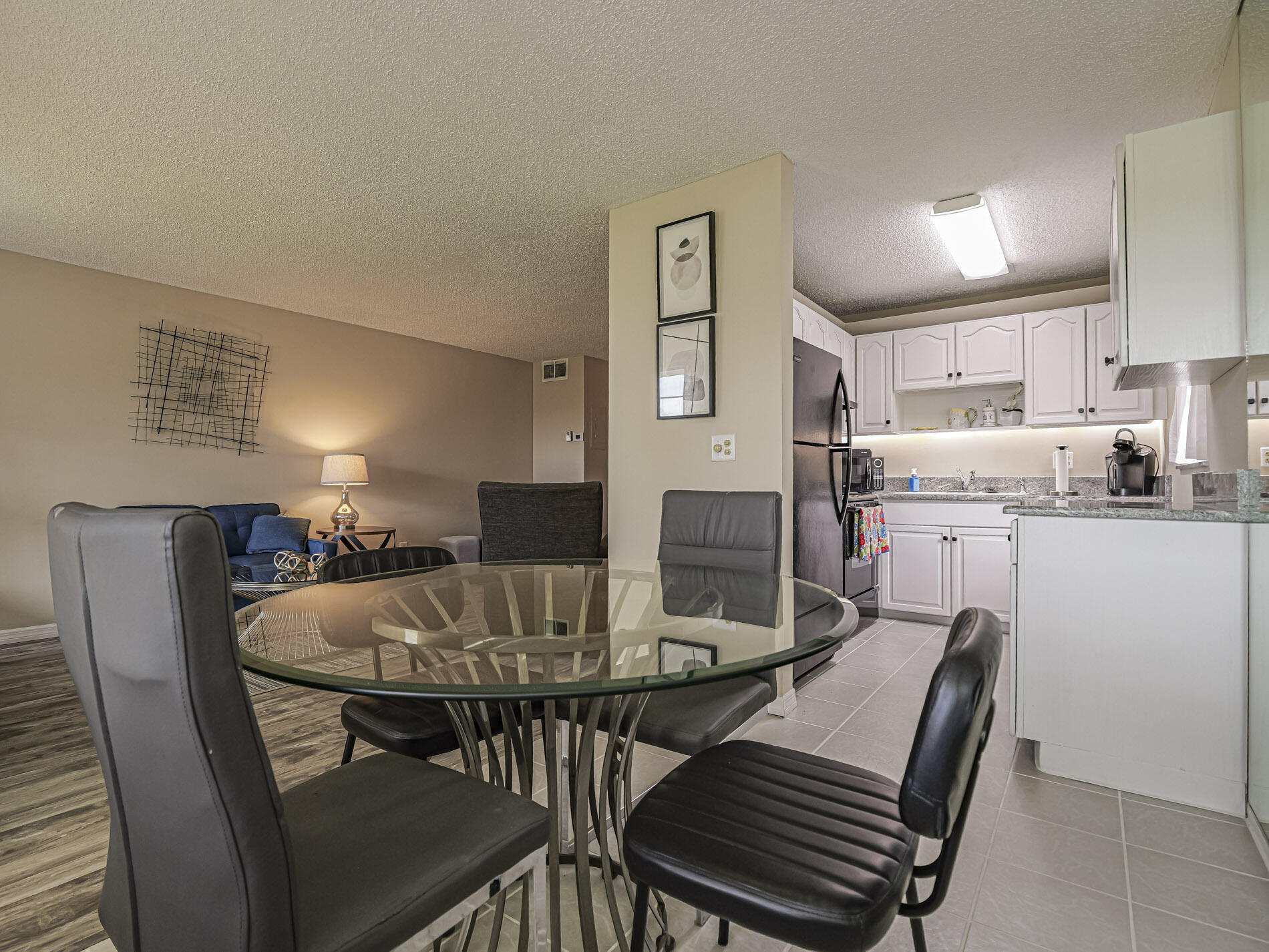 VISTA ROYALE PHASE IV BLDGS 83-111 - Residential