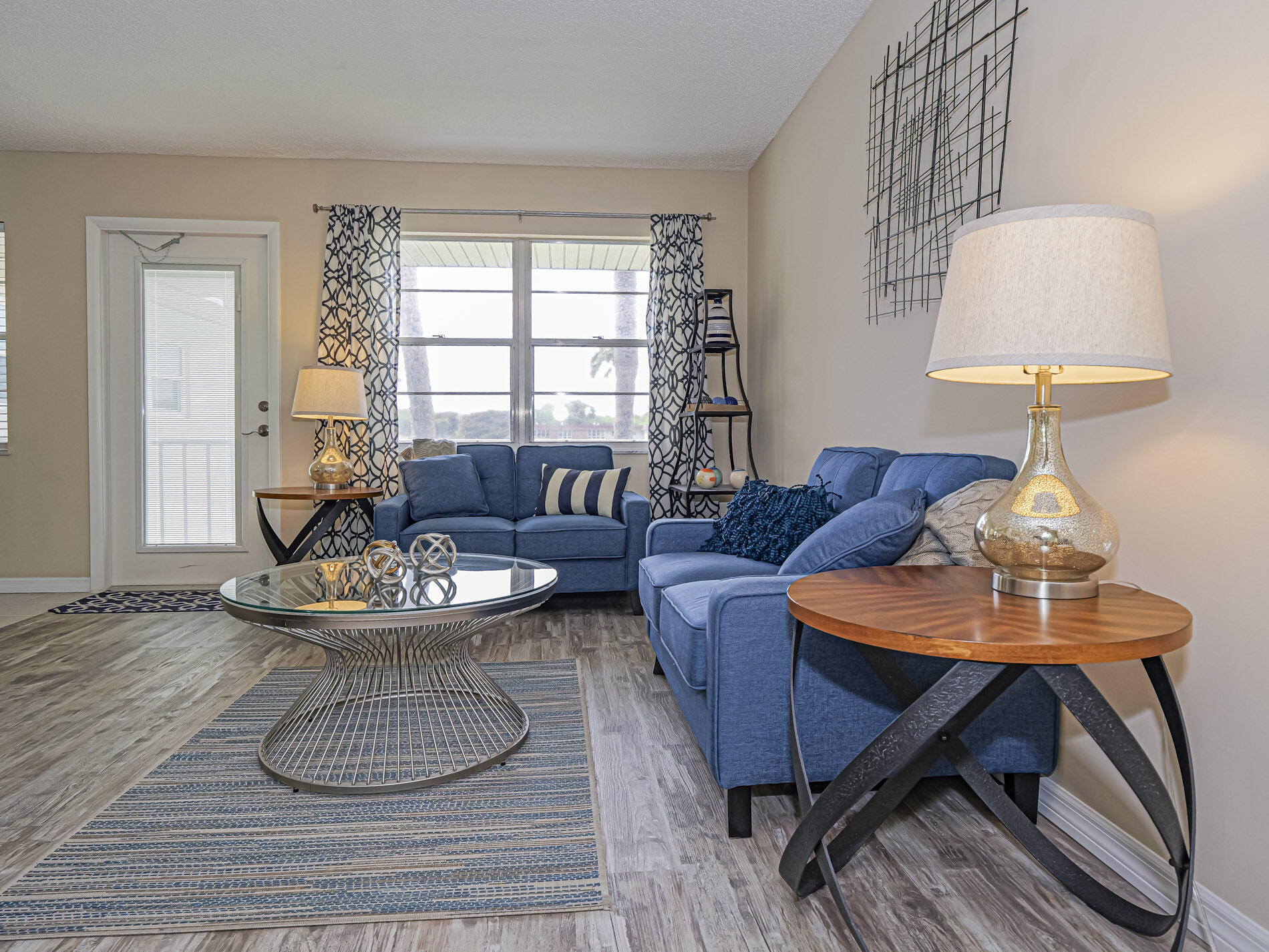 VISTA ROYALE PHASE IV BLDGS 83-111 - Residential