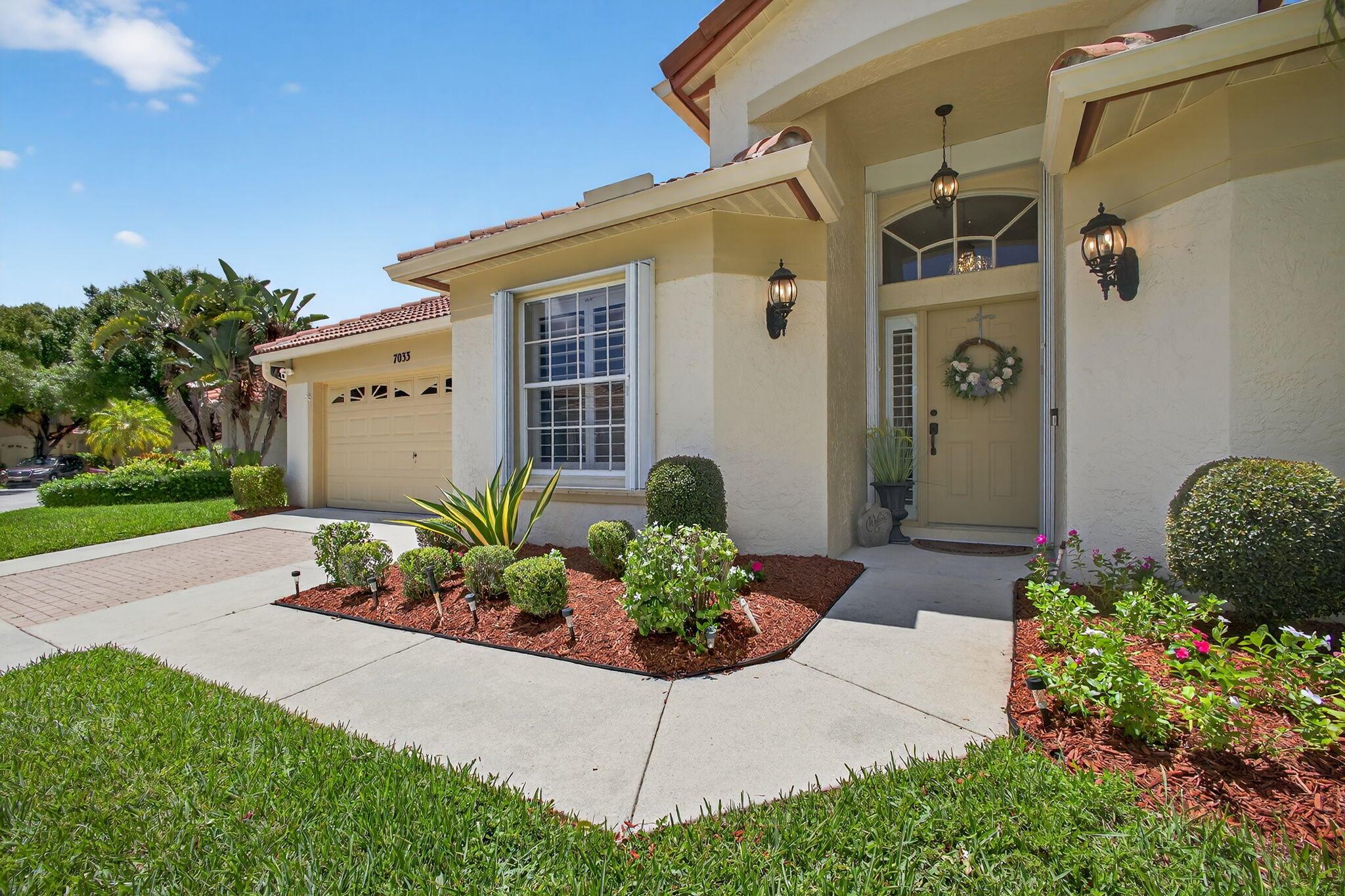 7033 Galleon Cove