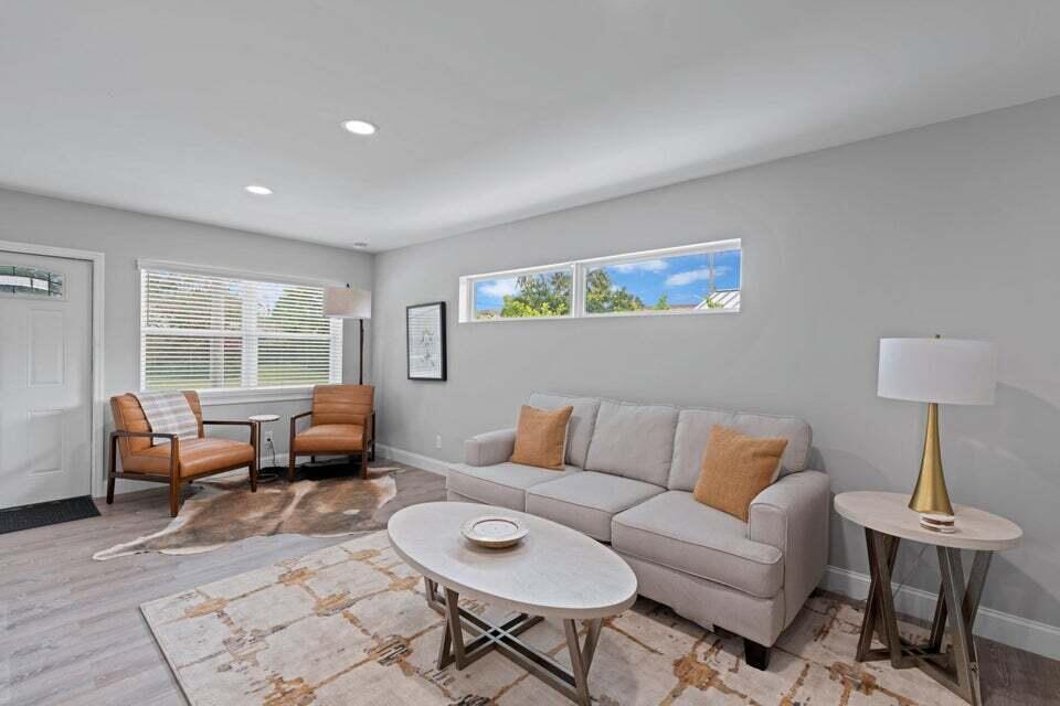 TROPIC ISLE 2ND SEC - Residential Lease