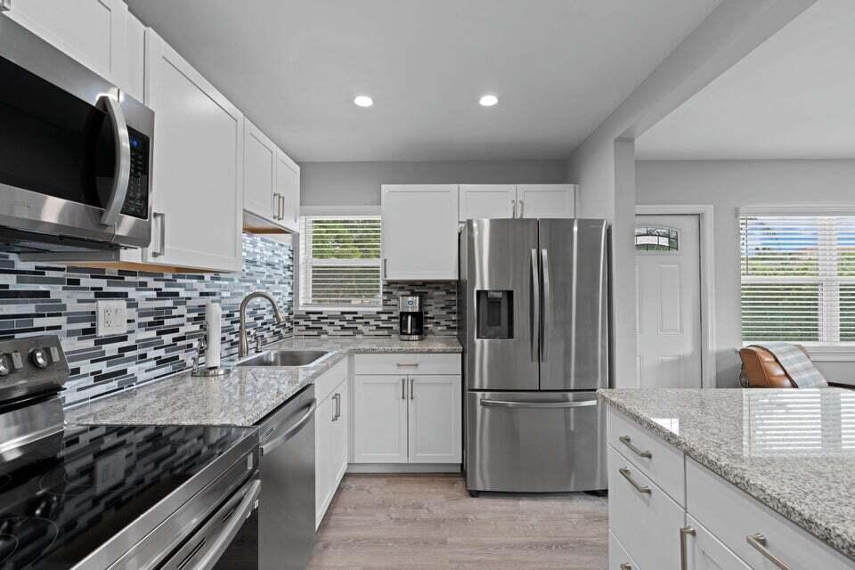 TROPIC ISLE 2ND SEC - Residential Lease