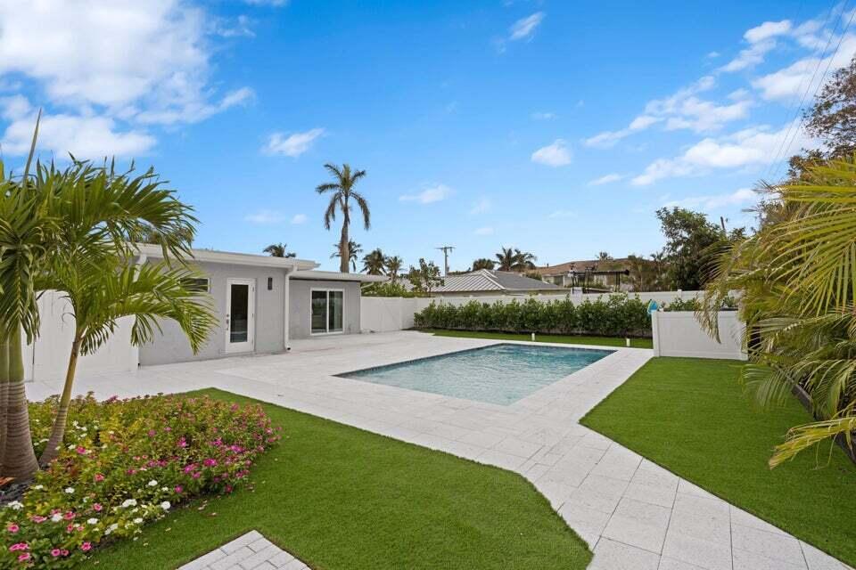 TROPIC ISLE 2ND SEC - Residential Lease
