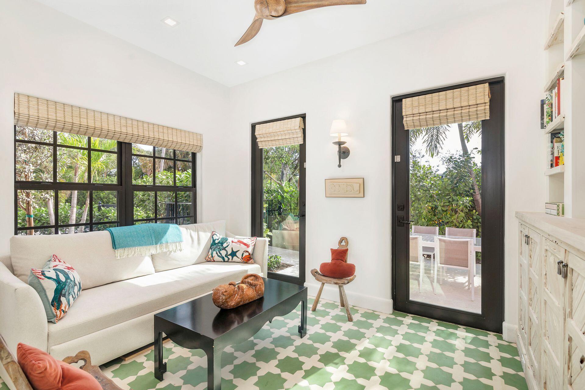 FLAMINGO PARK - Residential