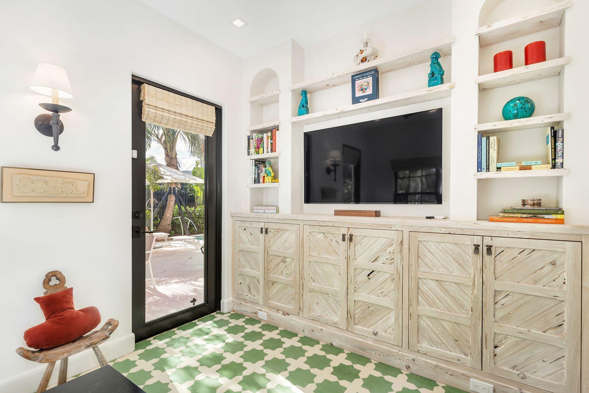 FLAMINGO PARK - Residential