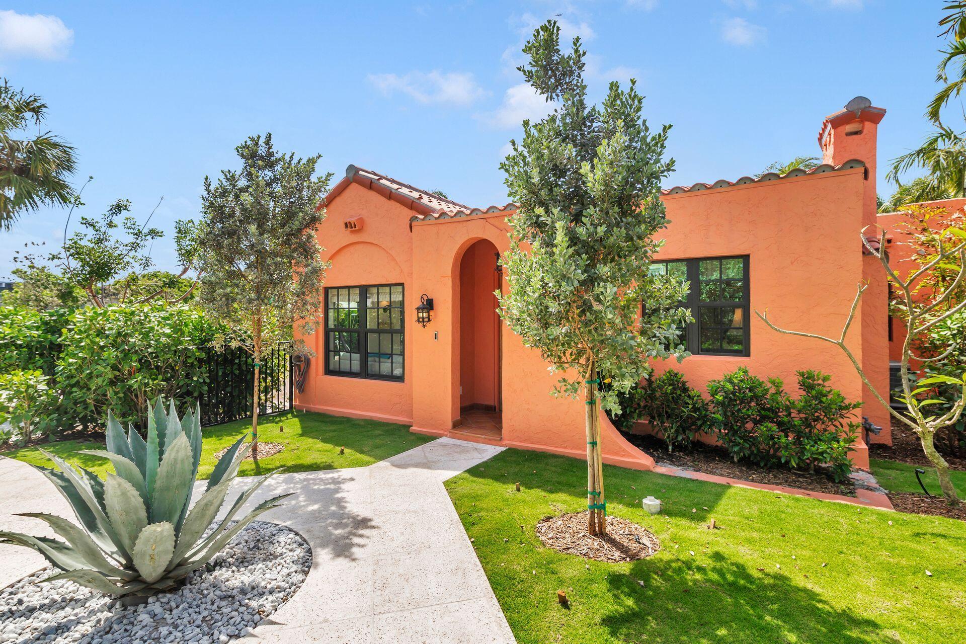 FLAMINGO PARK - Residential