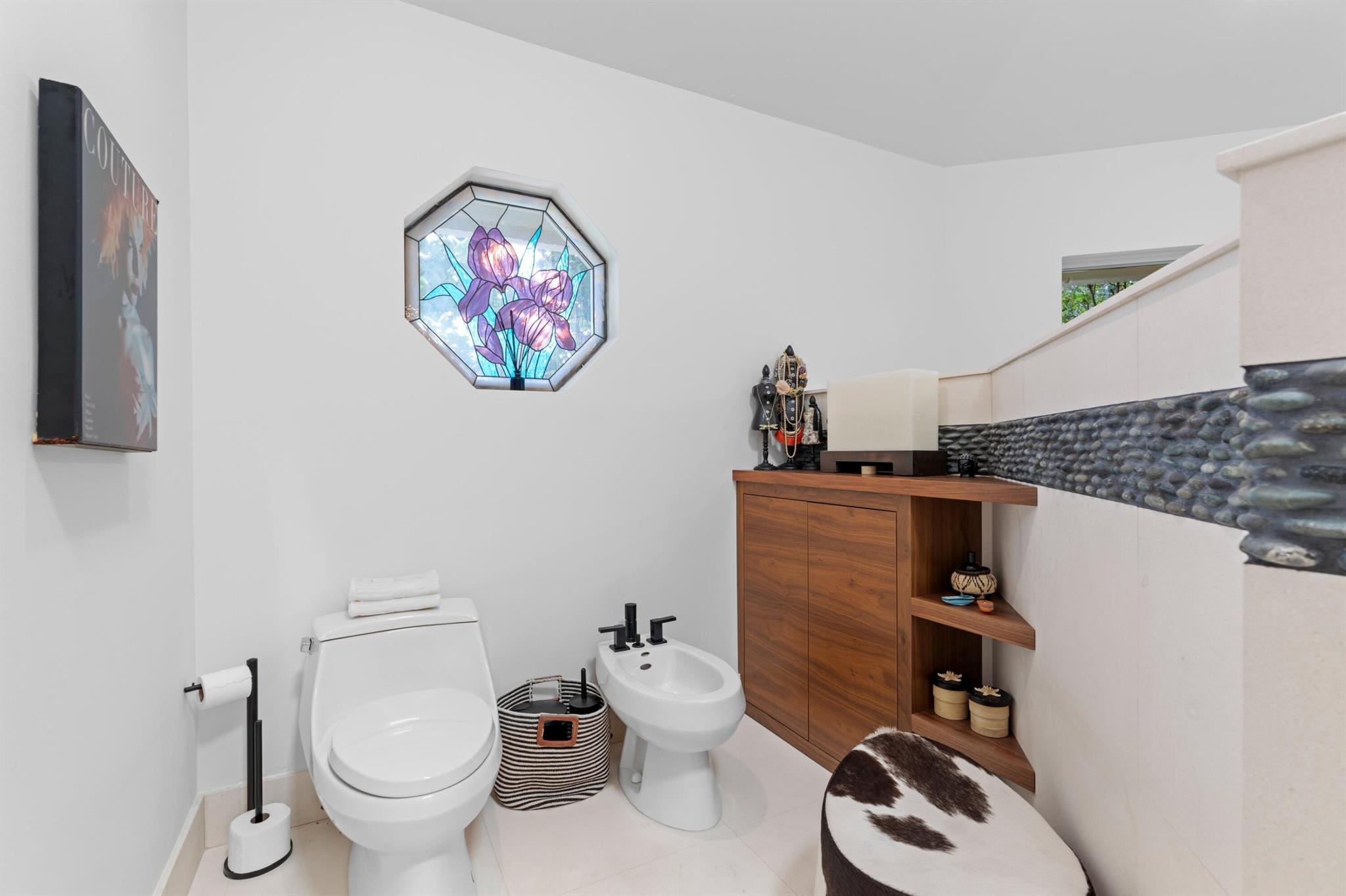 TROPICAL SHORES - Residential