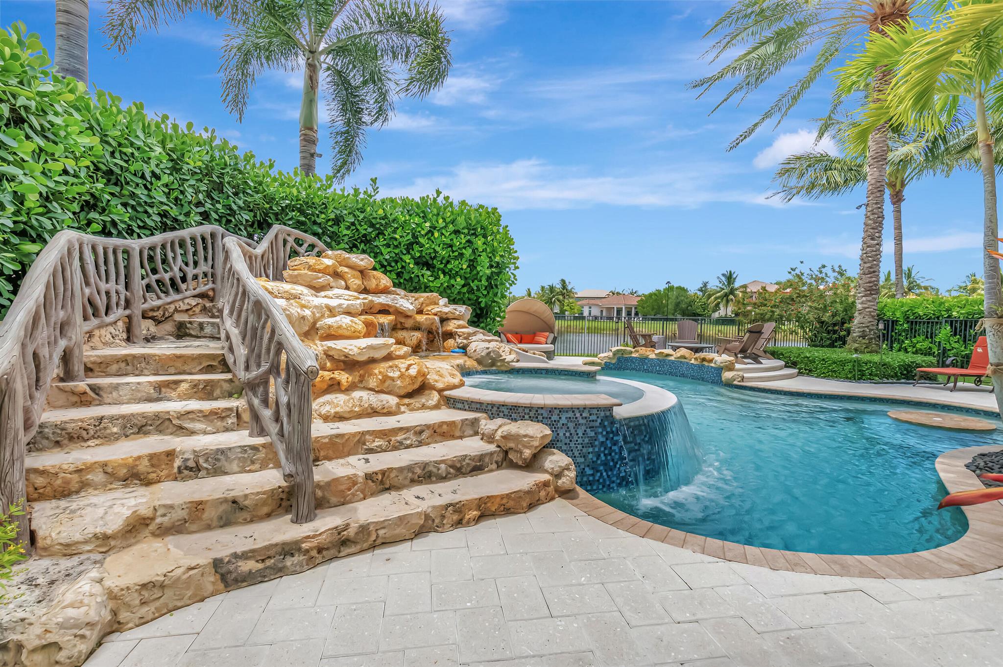 Seven Bridges - Residential