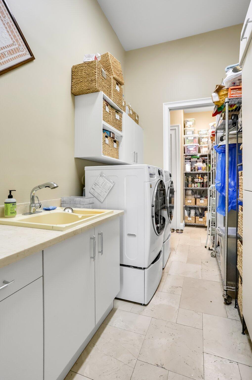 BEACH WAY HEIGHTS UNIT - Residential