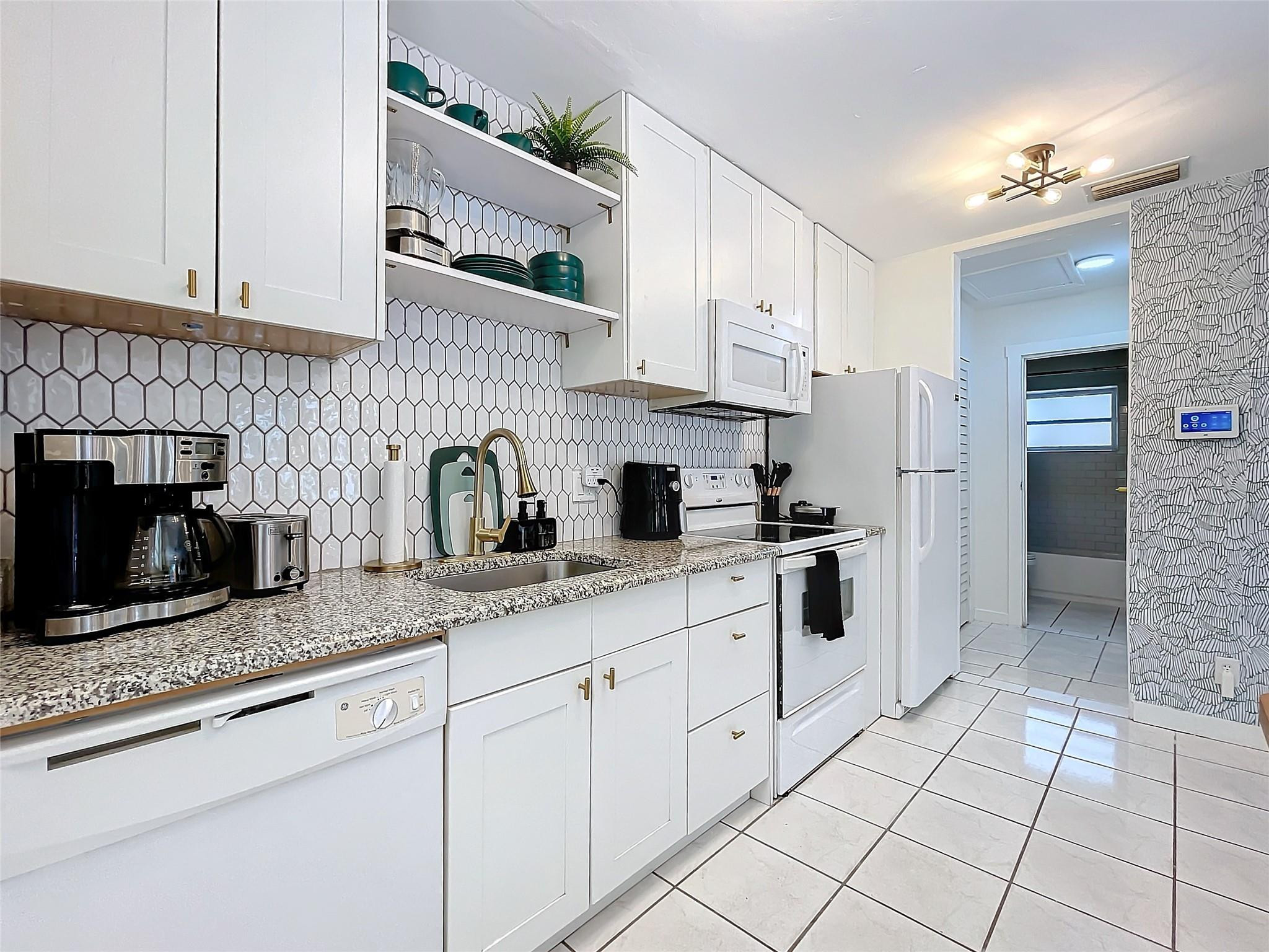 Oakland Park 2-38 B - Residential Income