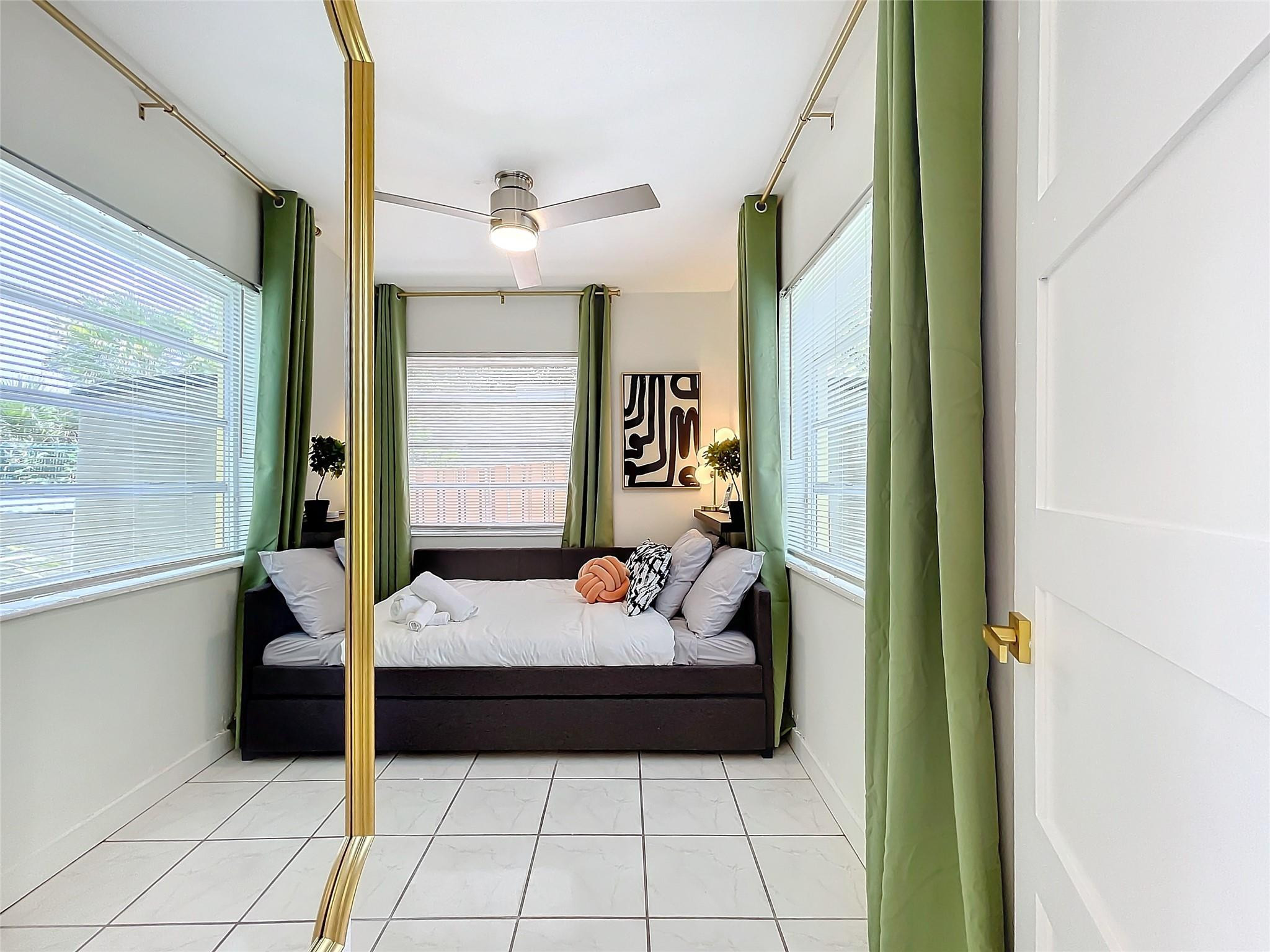 Oakland Park 2-38 B - Residential Income