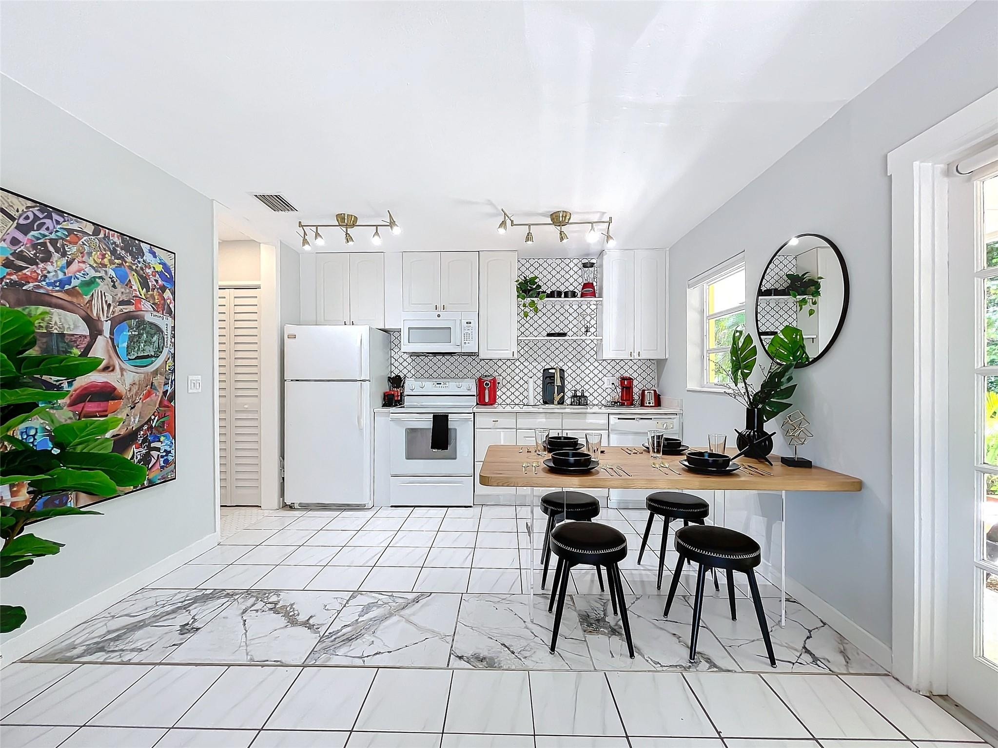 Oakland Park 2-38 B - Residential Income