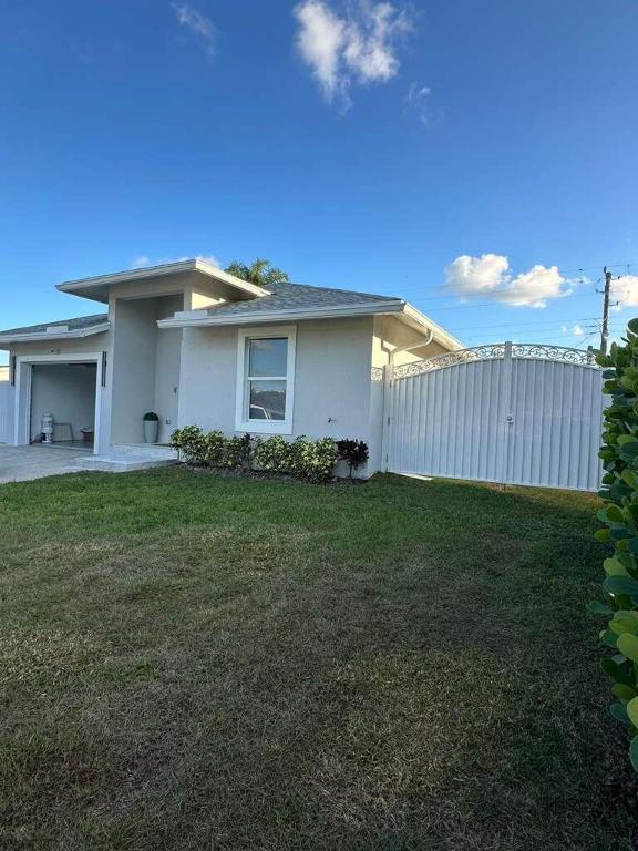 3658 Betty Ann Court W