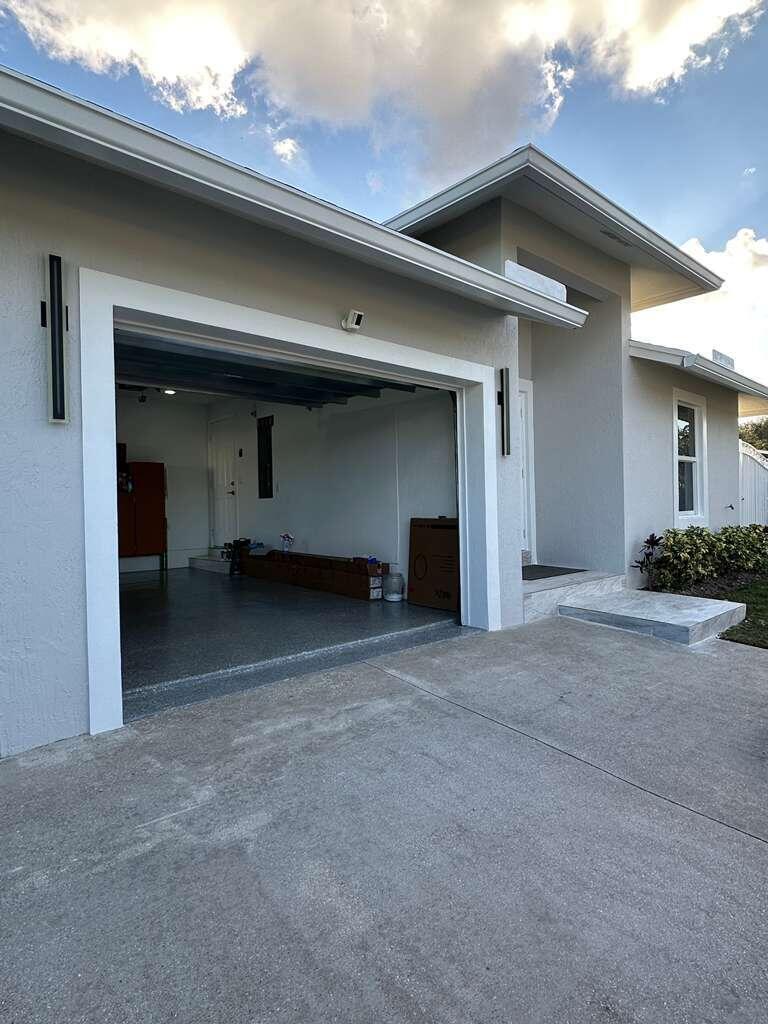 3658 Betty Ann Court W