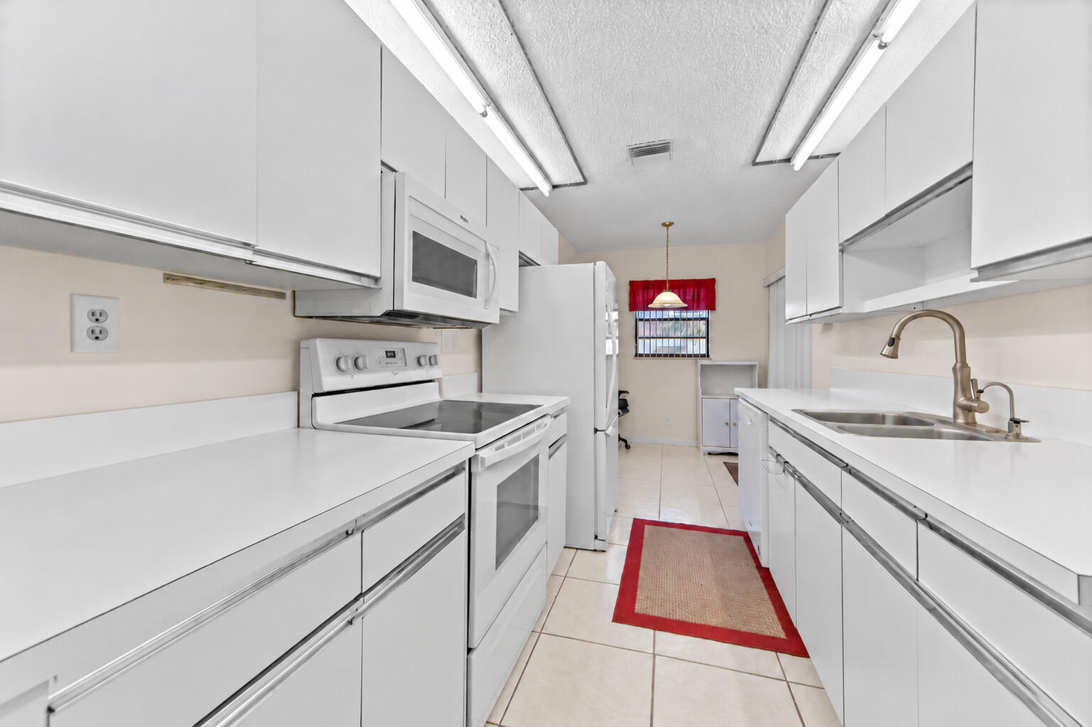 14170 Nesting Way B