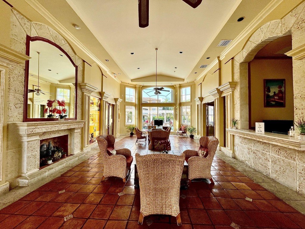 La Via - Residential