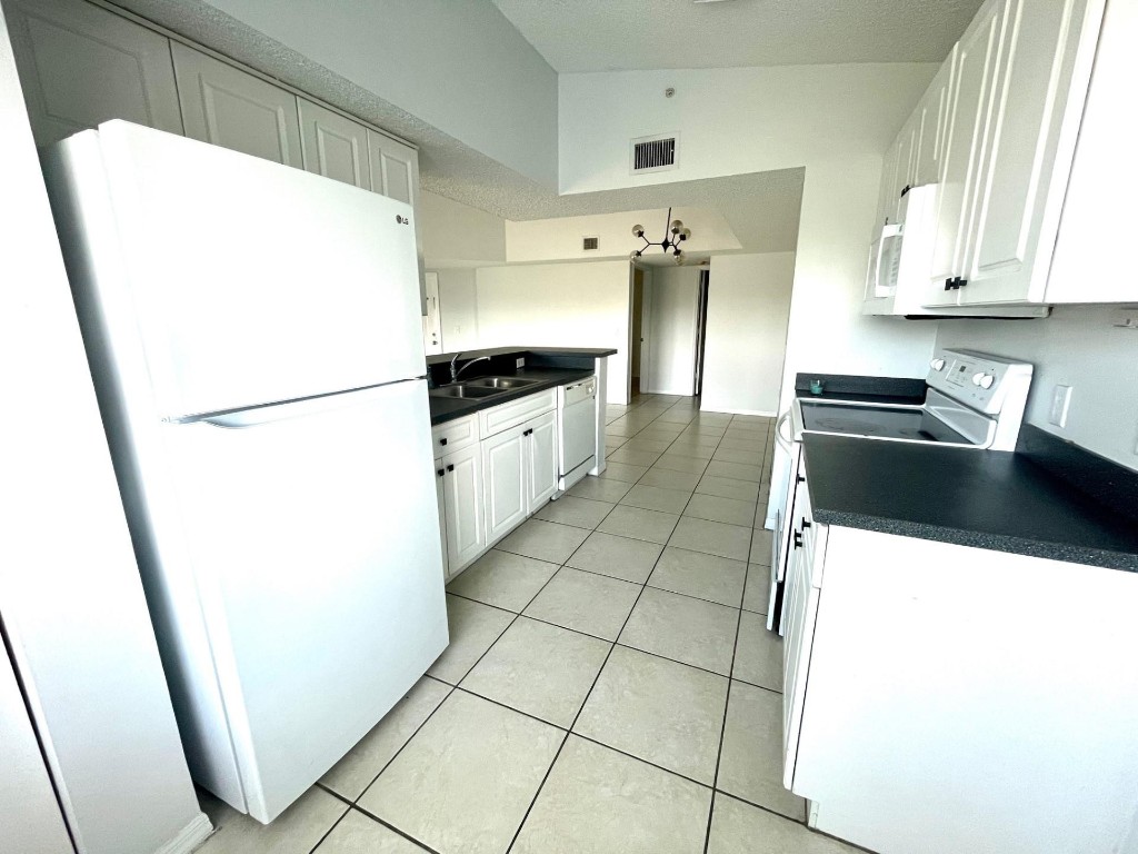 La Via - Residential