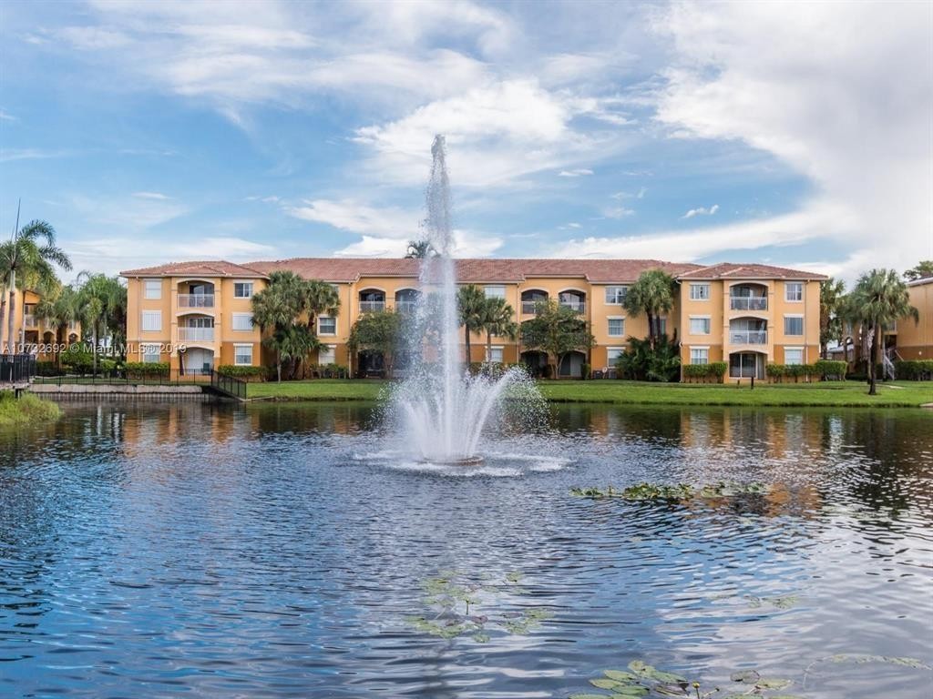 La Via - Residential