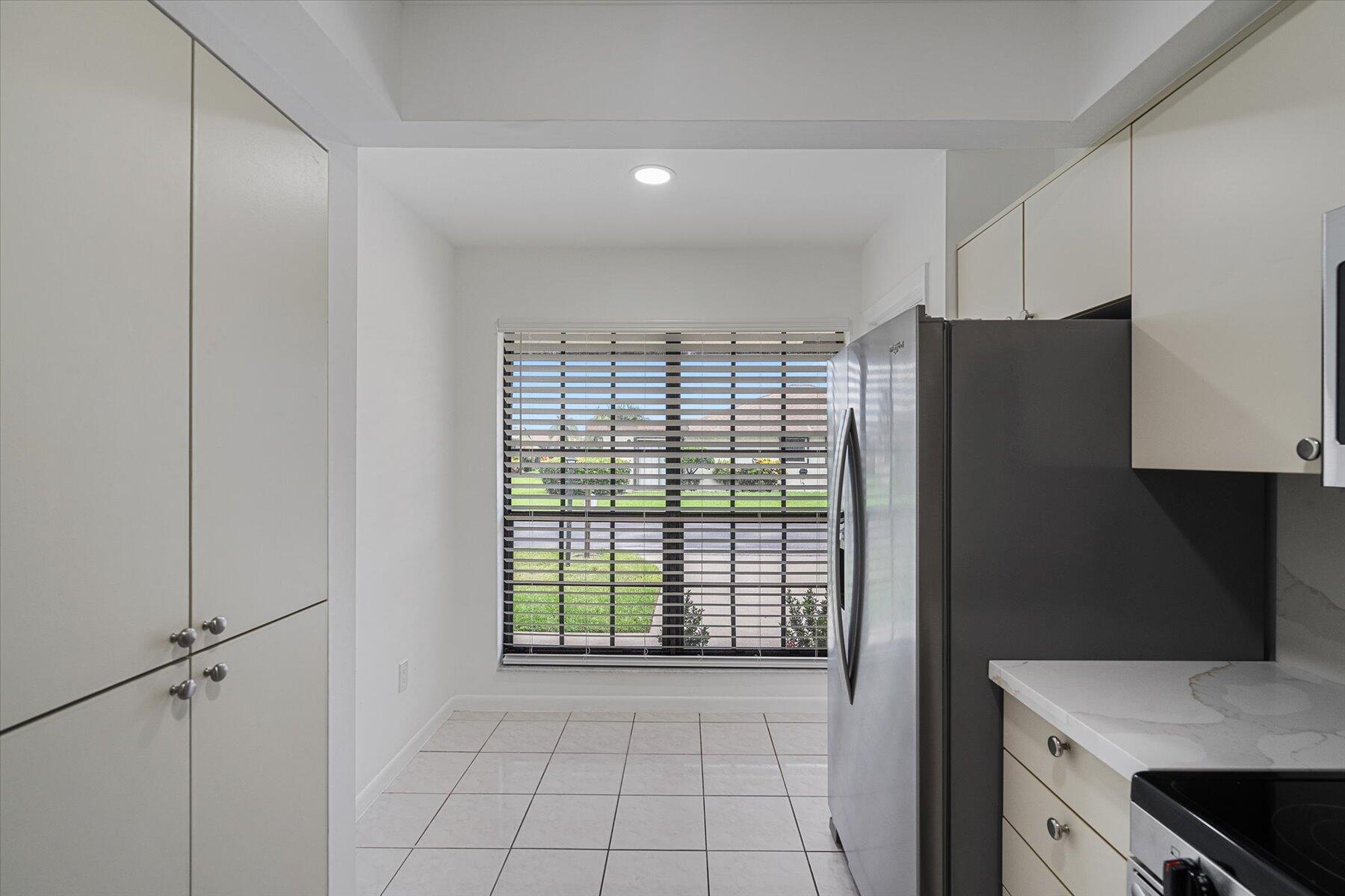 BUTTONWOOD 1 - Residential