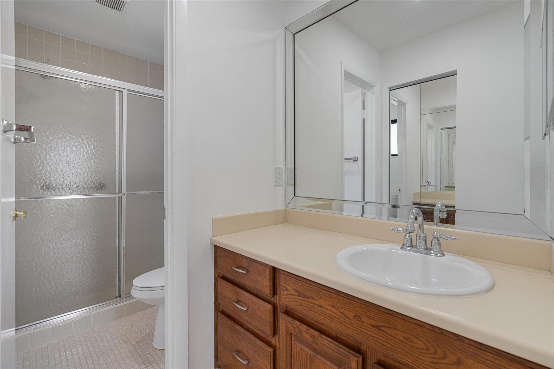 BUTTONWOOD 1 - Residential