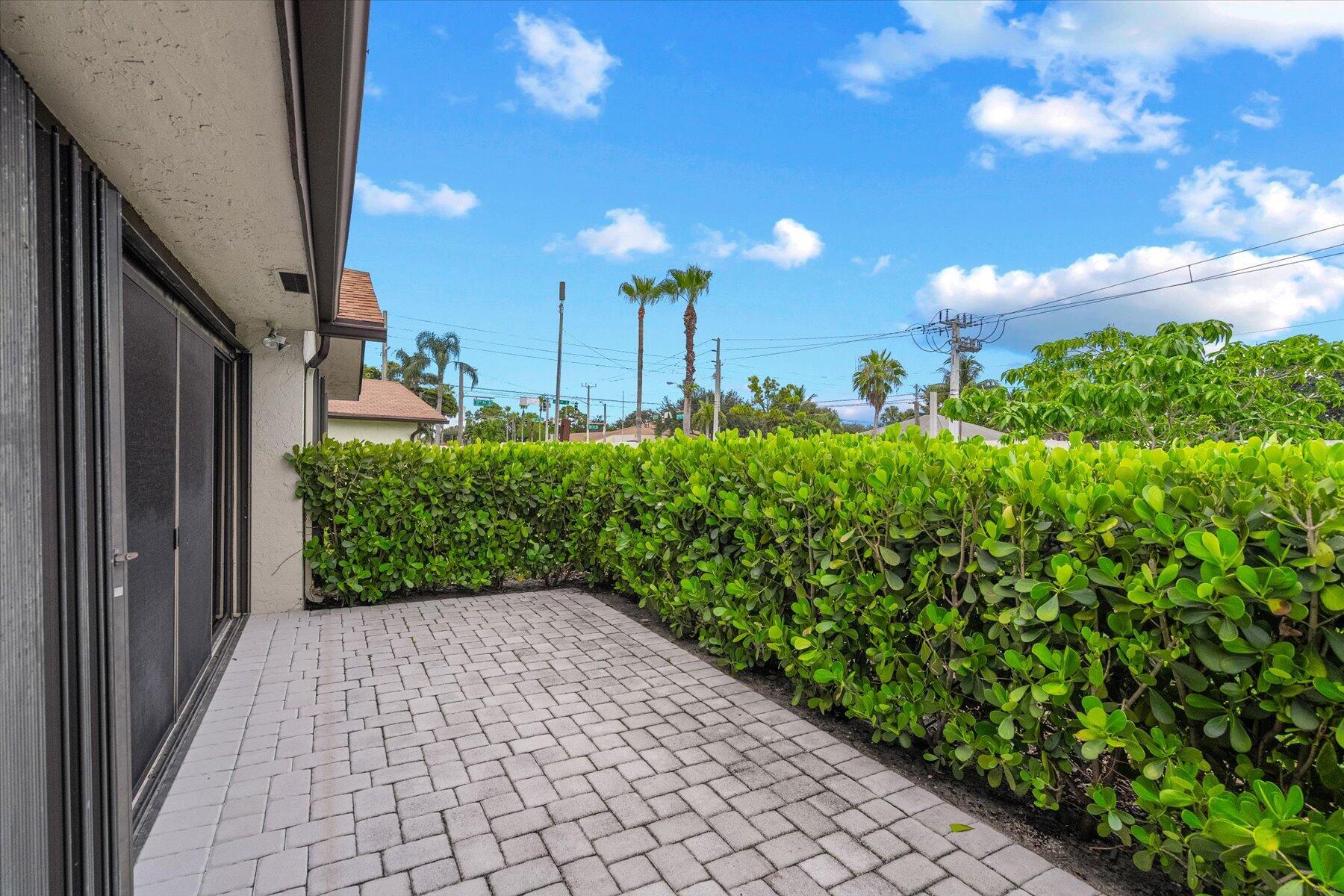 BUTTONWOOD 1 - Residential