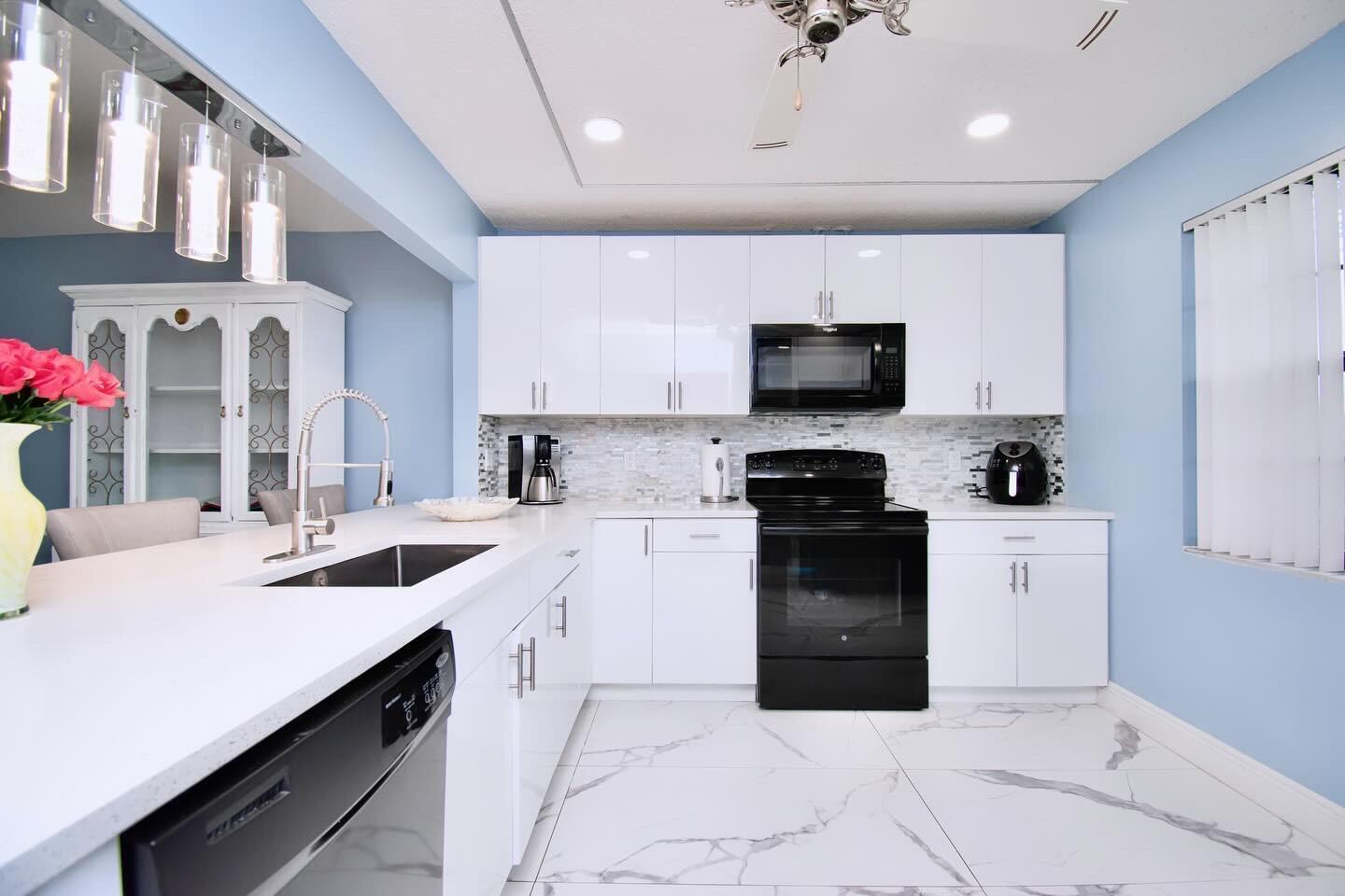 LAKES OF BOCA BARWOOD 1 - Residential