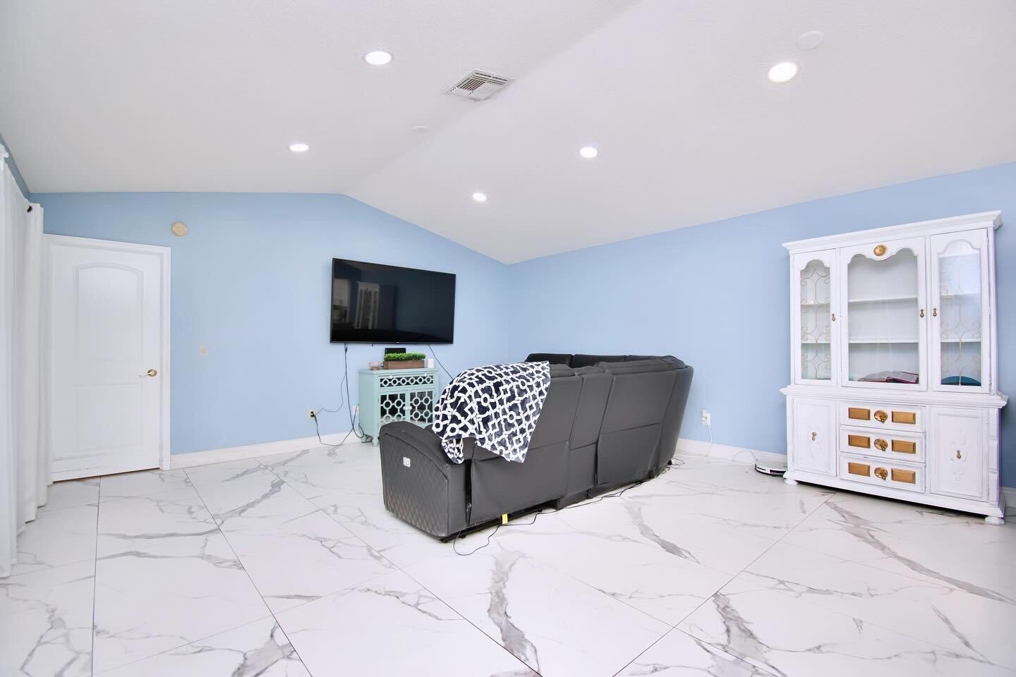 LAKES OF BOCA BARWOOD 1 - Residential
