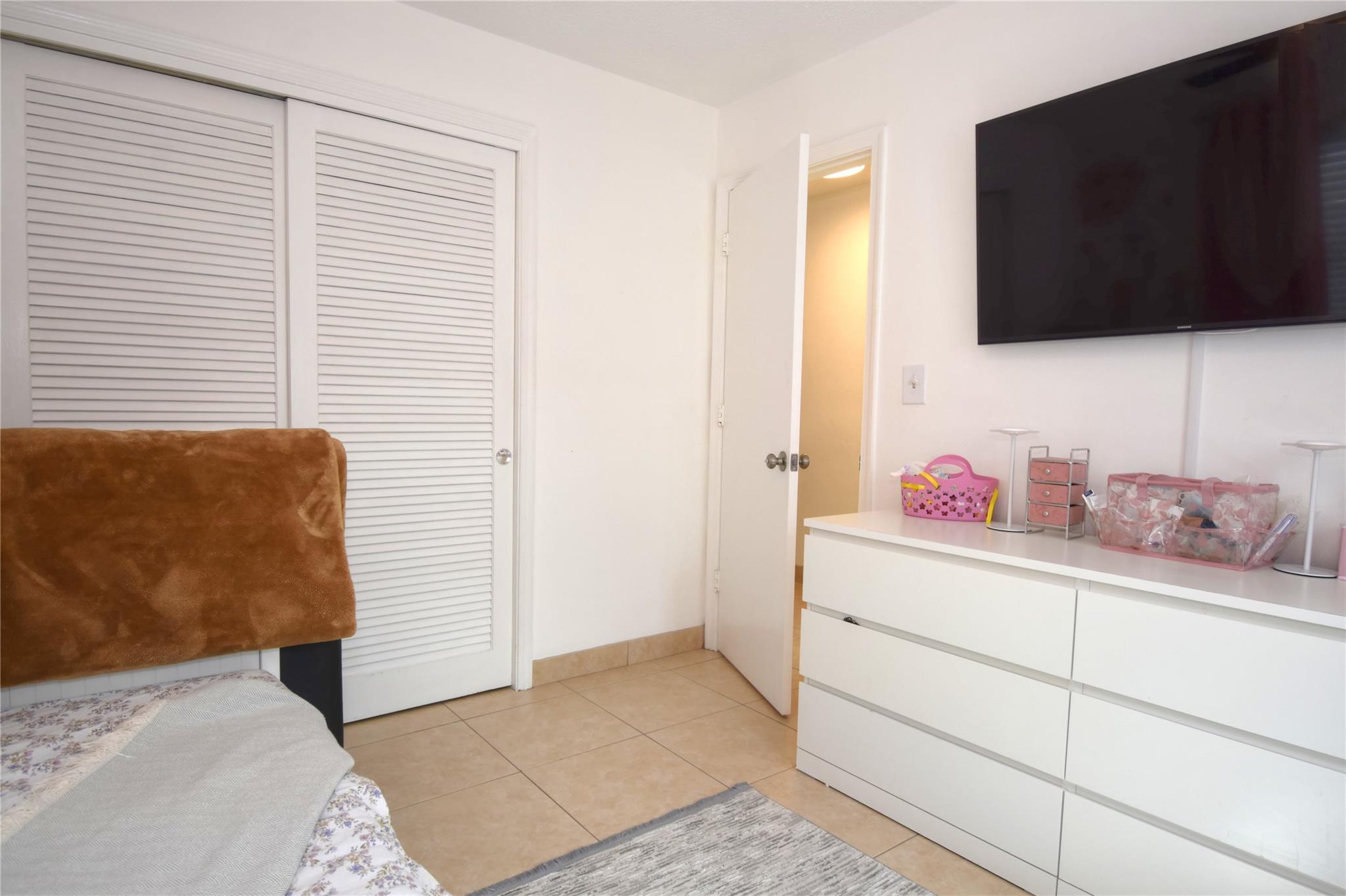 Tamarac Lakes South 62-24 - Residential