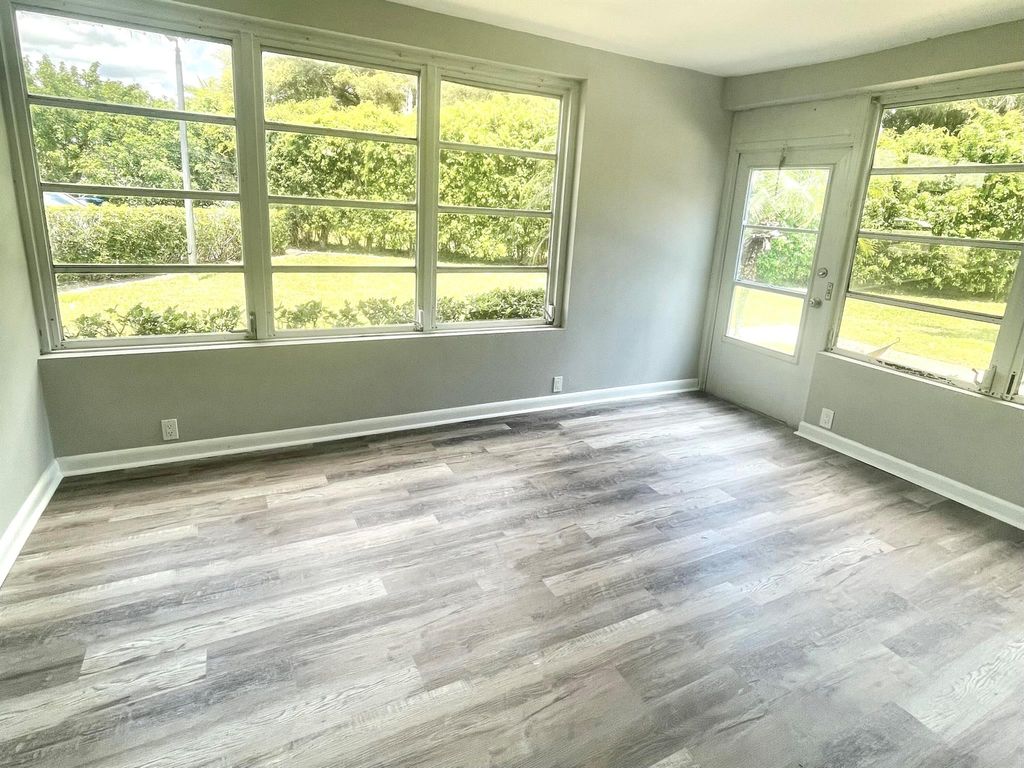 Photo of 12422 Alternate A1a #Q3, Palm Beach Gardens, FL 33410 (MLS # R11076991)