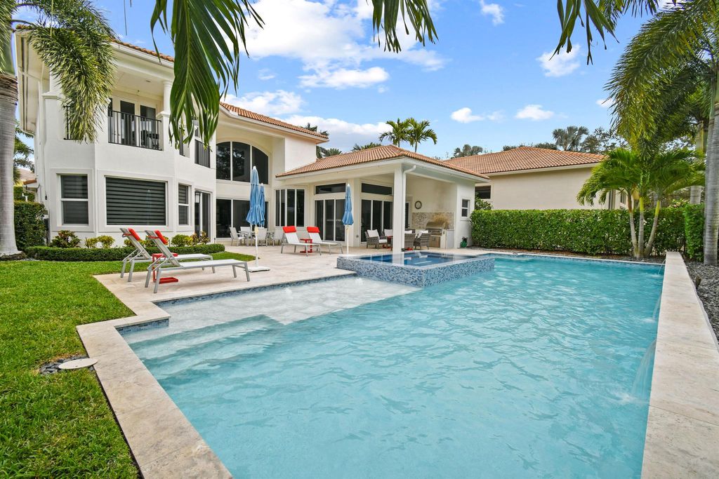 Photo of 303 Charroux Drive, Palm Beach Gardens, FL 33410 (MLS # R10959184)